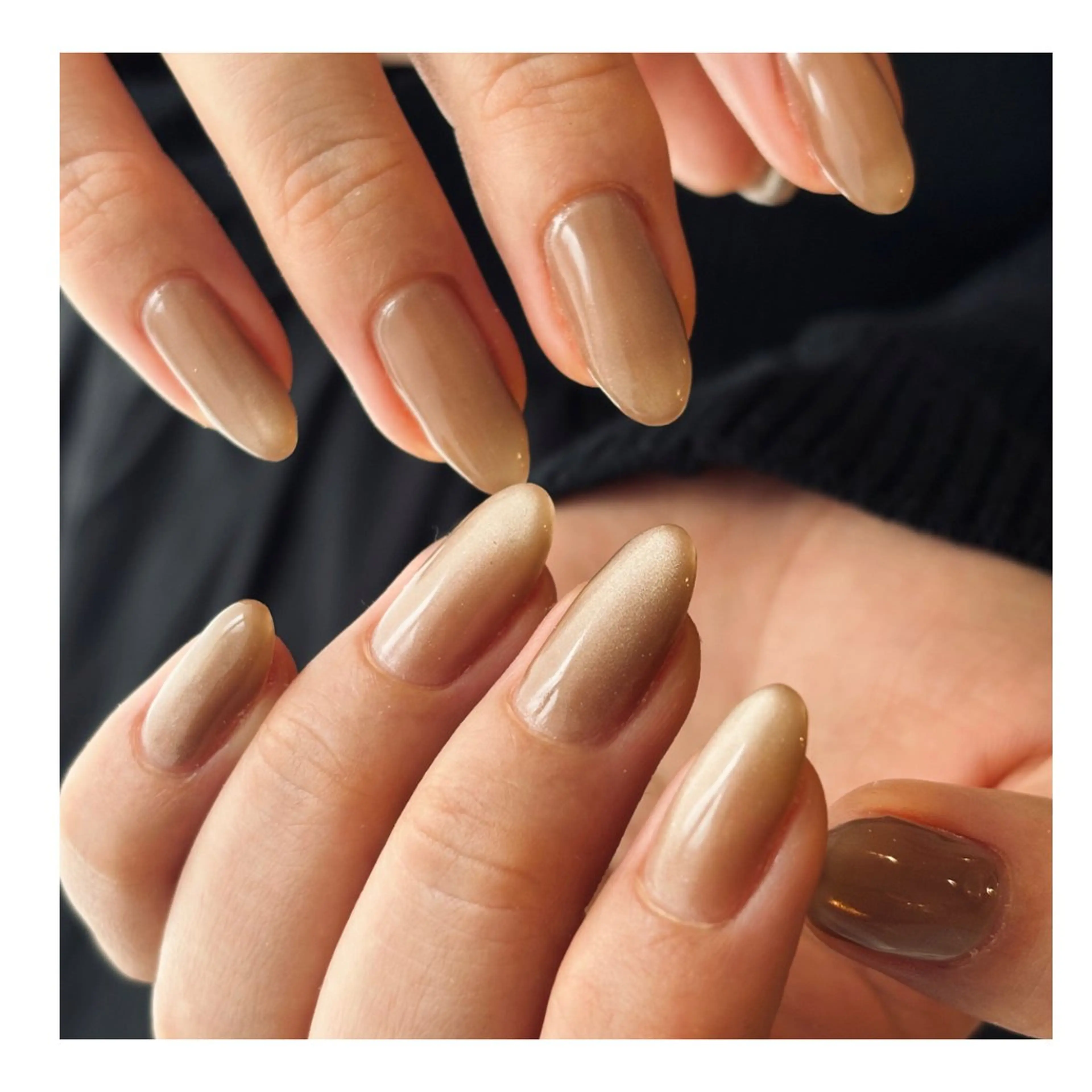 ネイル マグネットネイル Elio 国泰寺のネイルデザイン