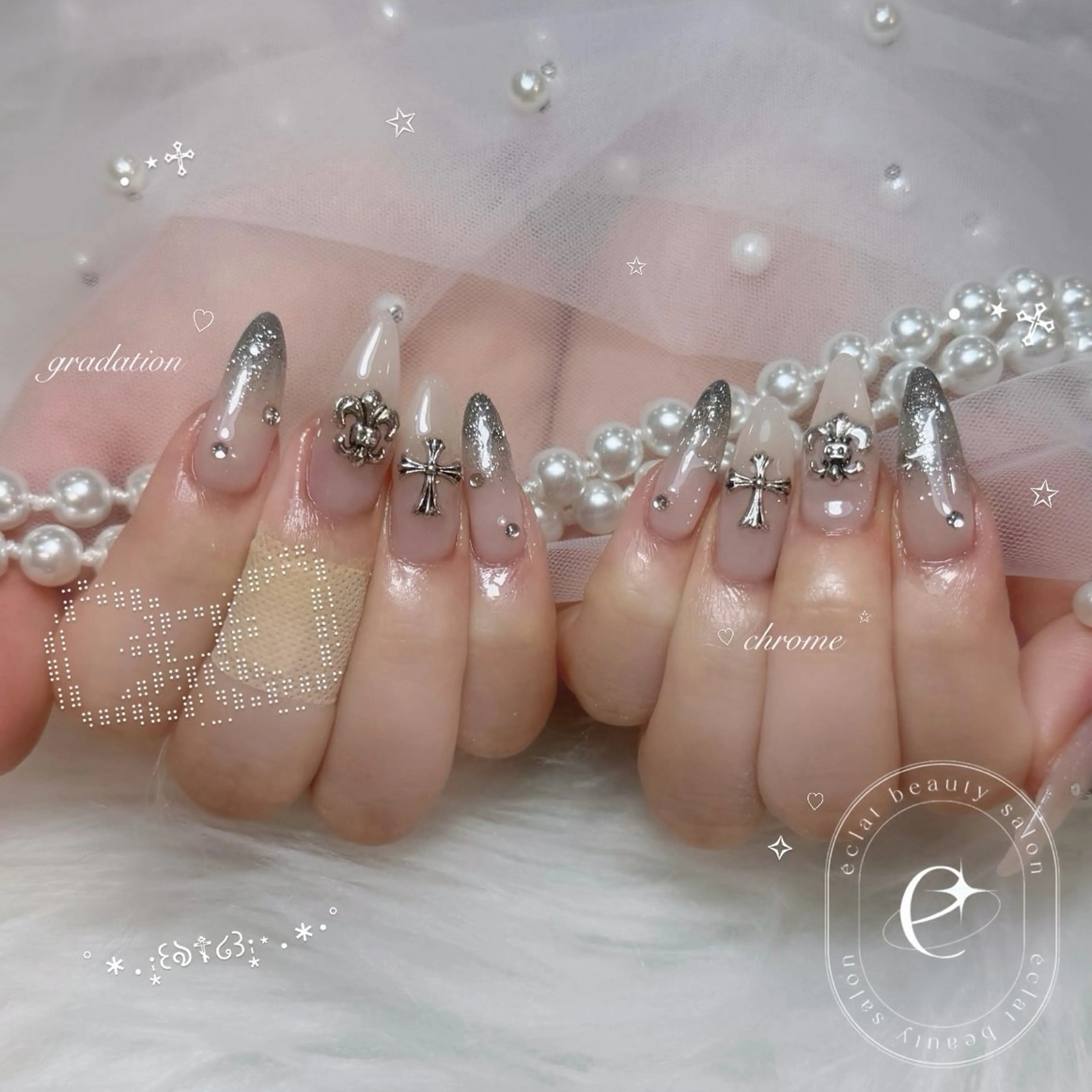 ネイル ハンドネイル eclat Kaedeのネイルデザイン