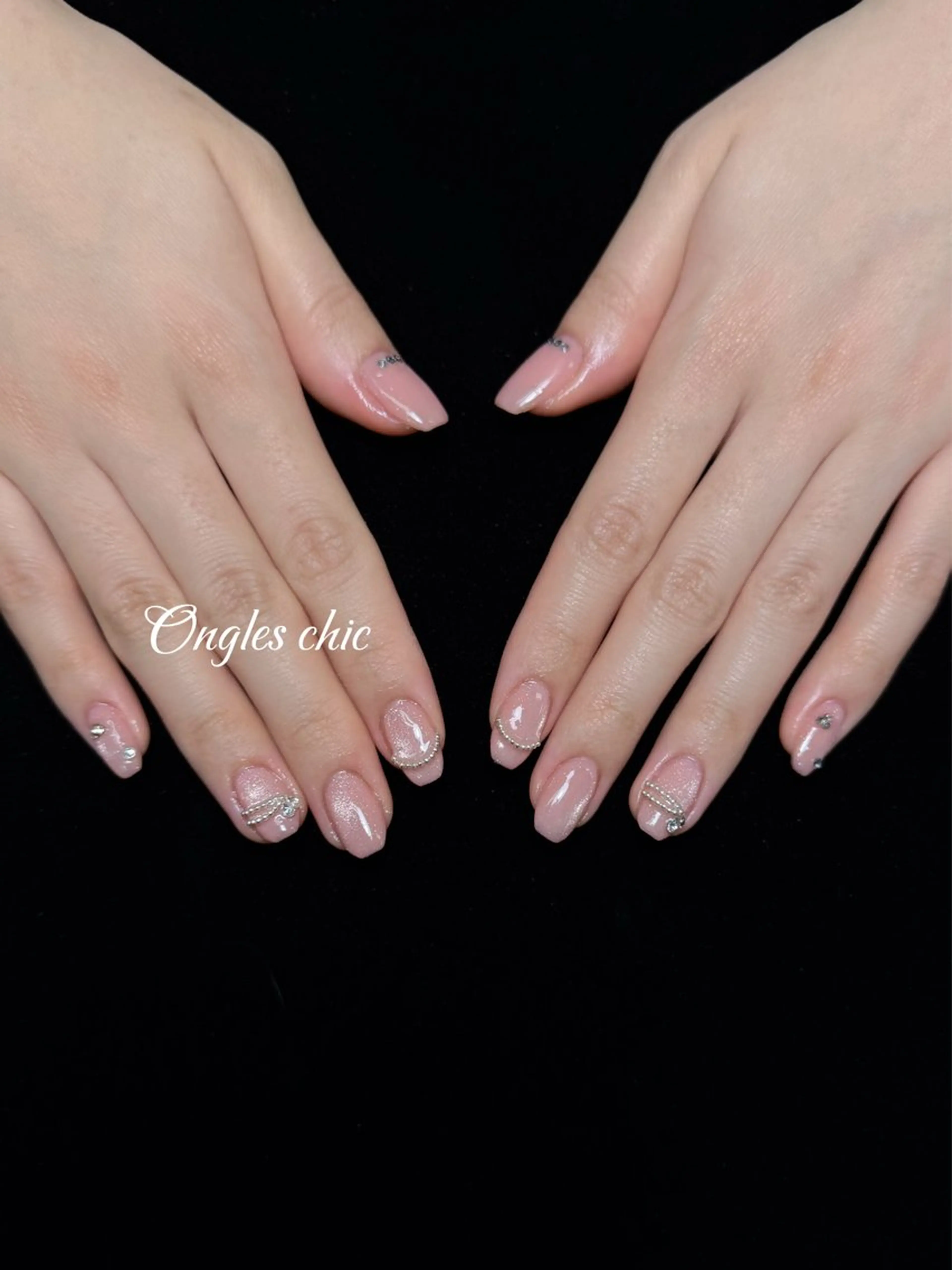 ネイル ハンドネイル ongles chicのネイルデザイン