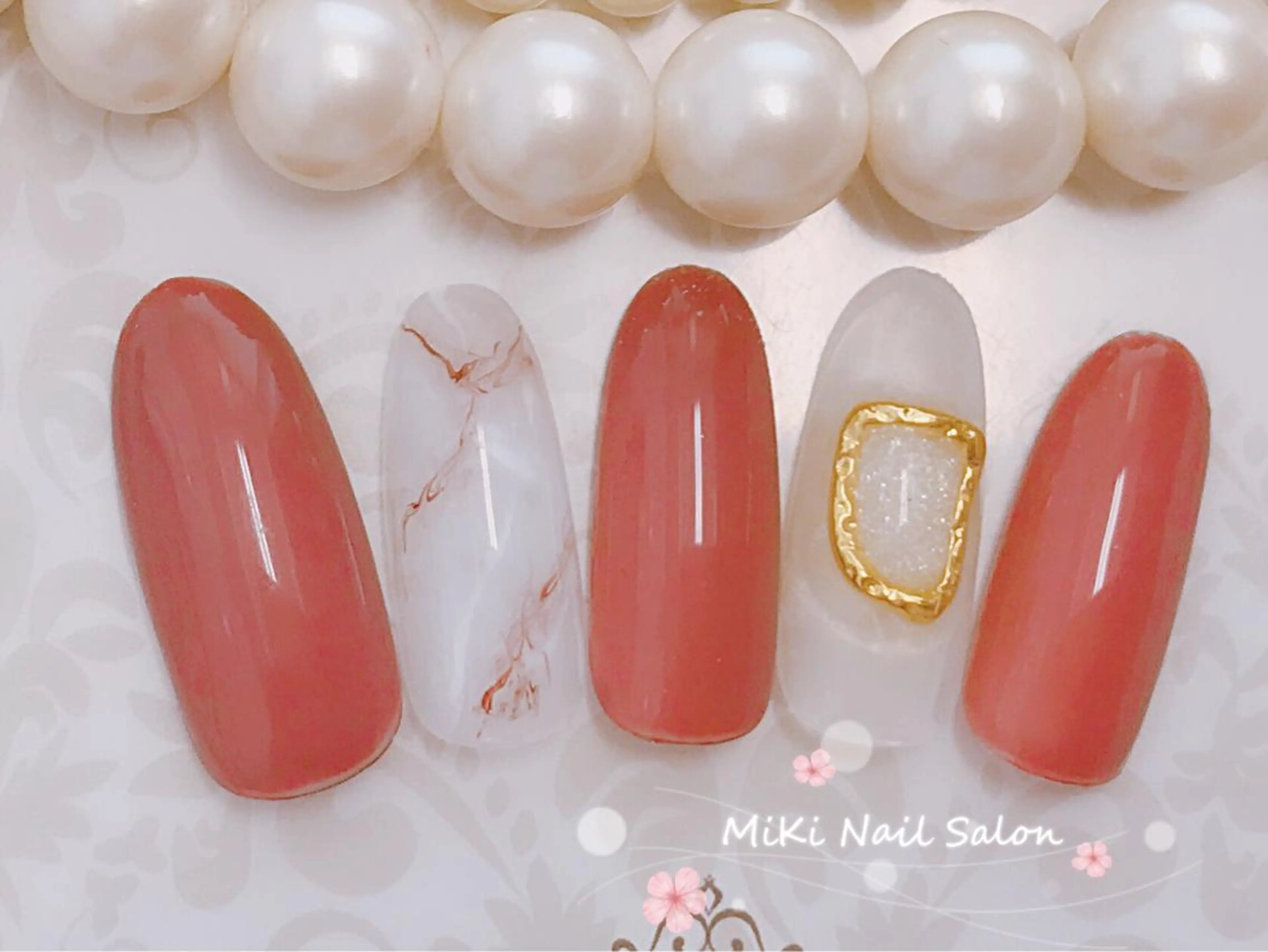 ネイル MiKi Nai池袋 長さだし得意のネイルデザイン