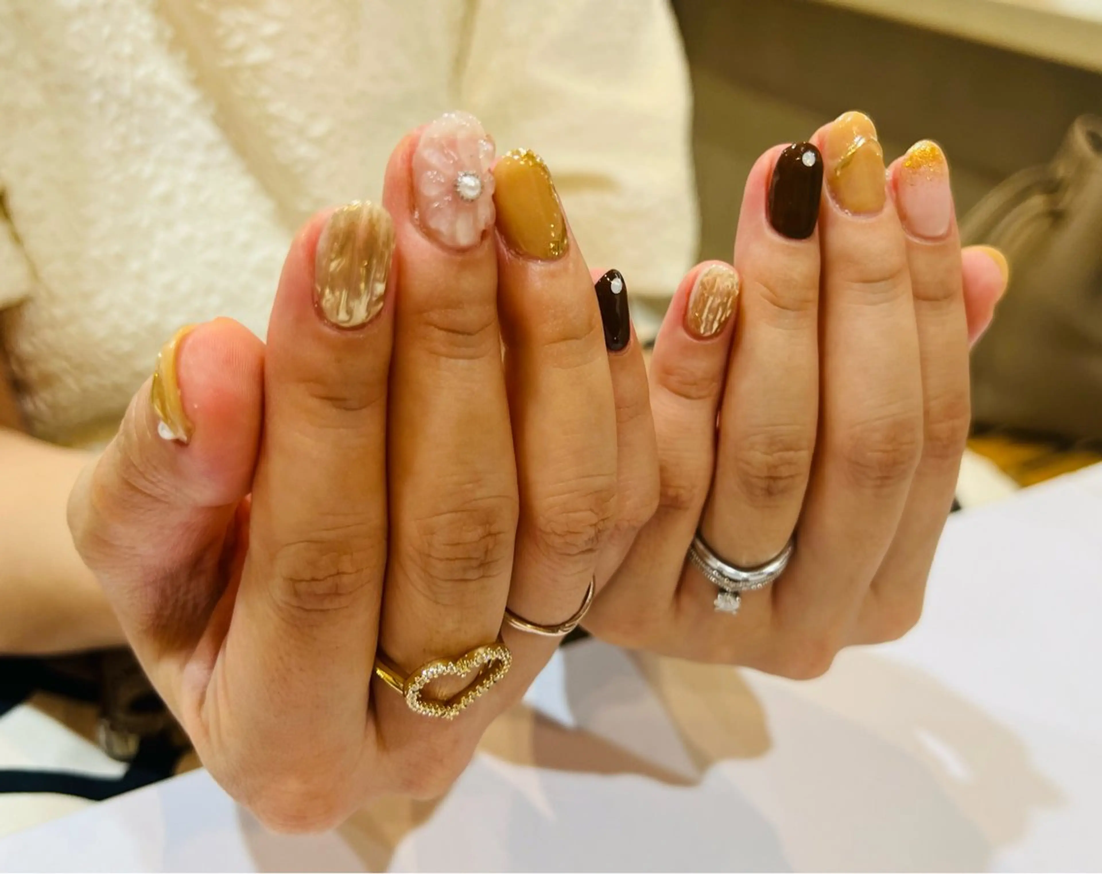 ネイル ハンドネイル O. YUMIKOのネイルデザイン
