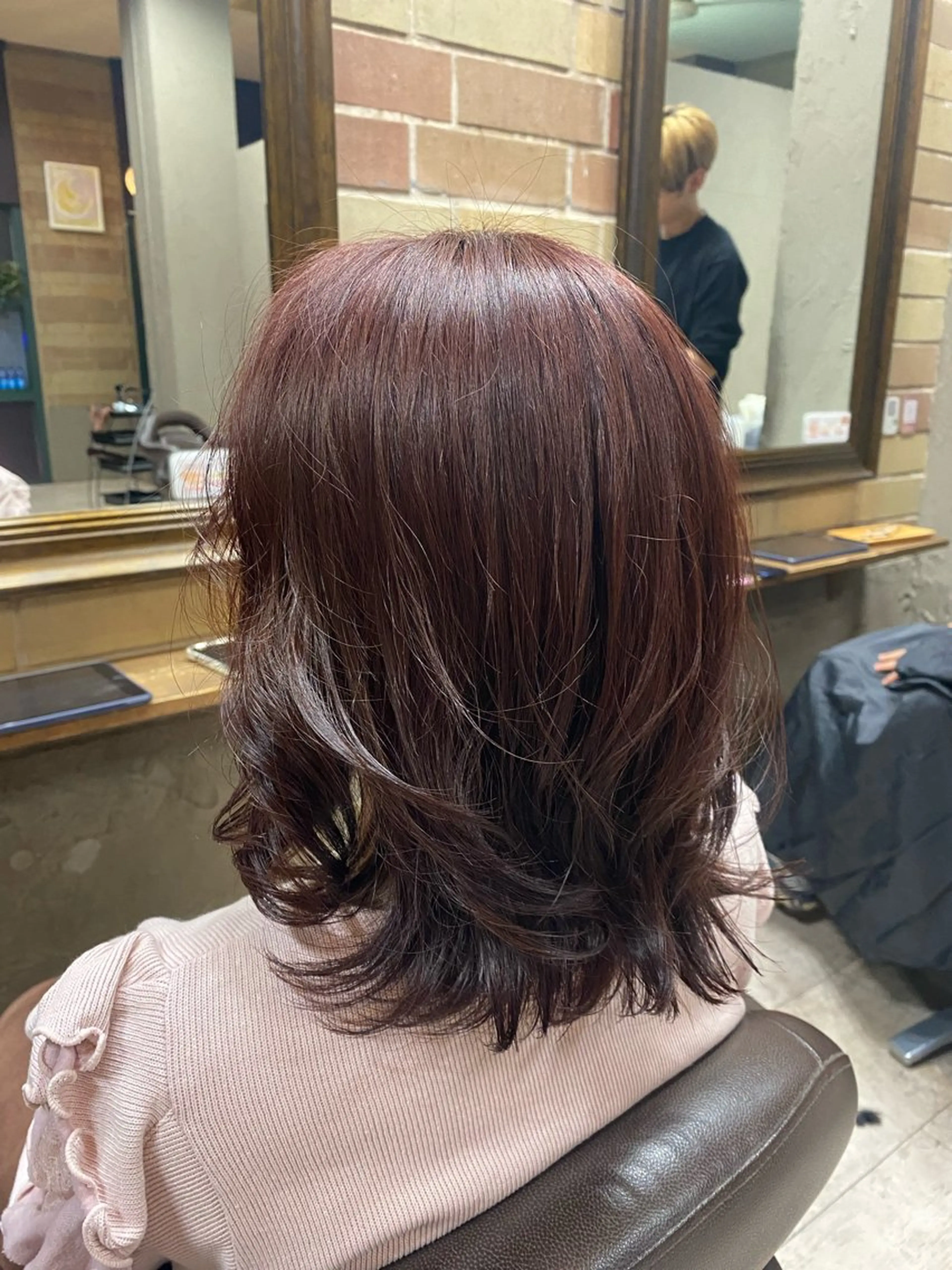 ミディアム ヘアメイクエルテ Yukikoのヘアスタイル
