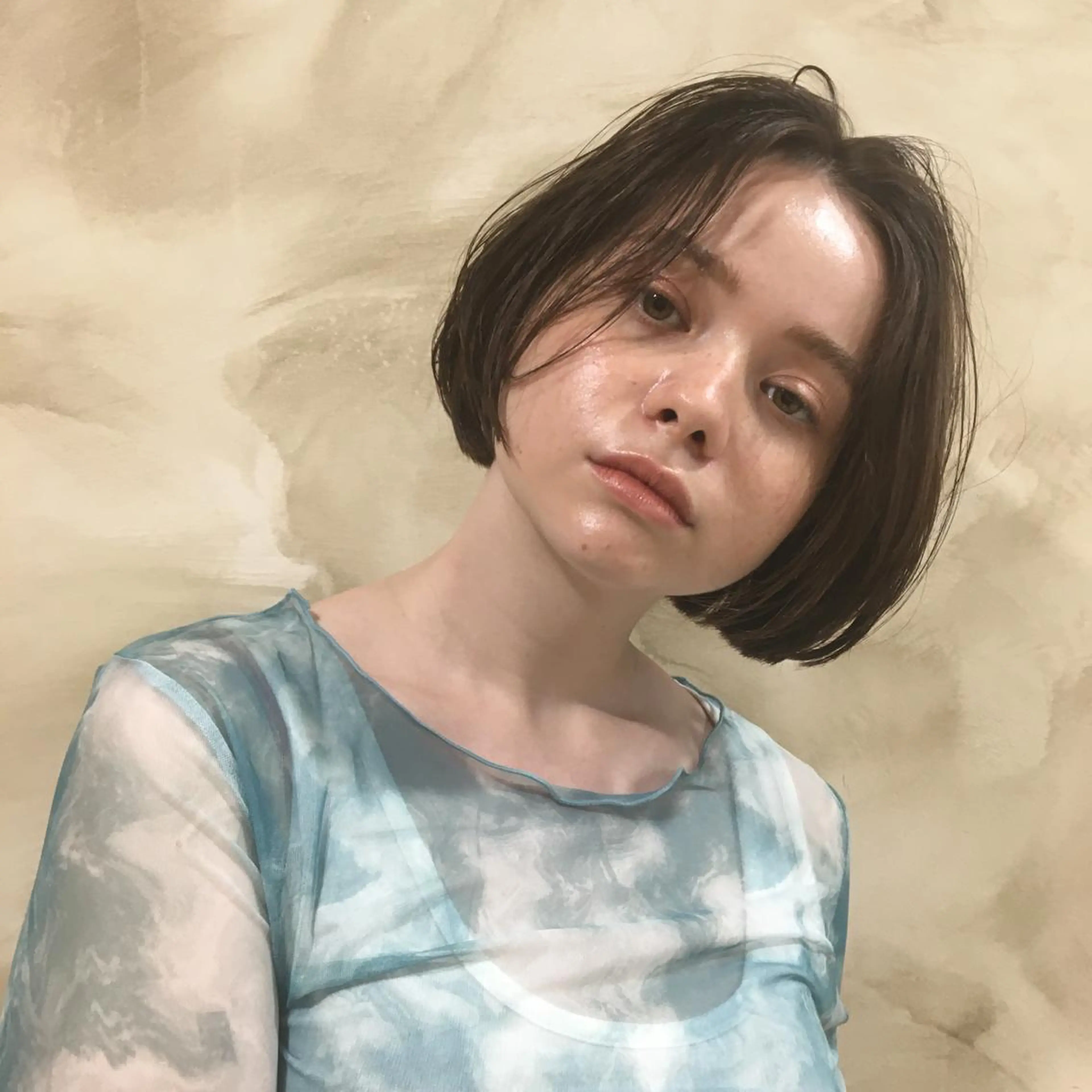 ショート カラー 切りっぱなしボブ ボブ volta∞knot所属・狩野 羅夢のヘアスタイル