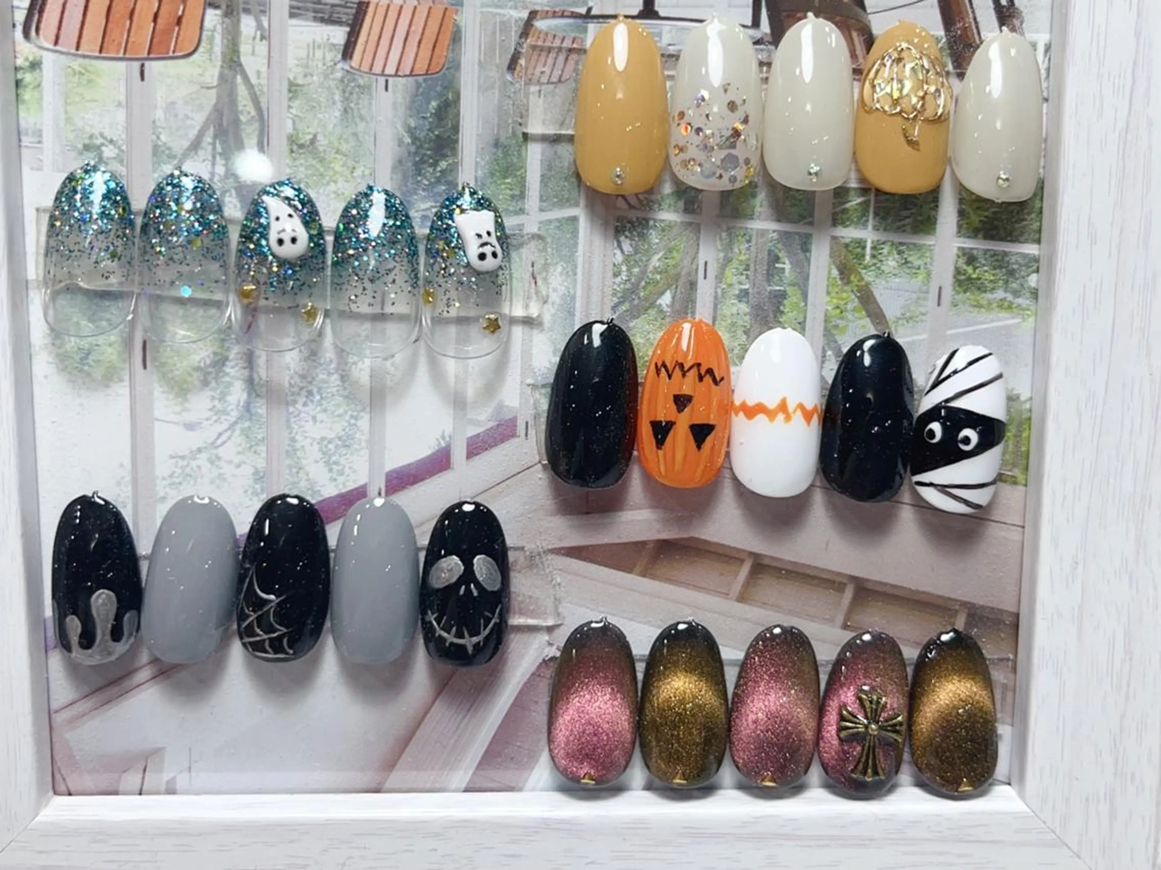 ネイル Elegant beautyルイのネイルデザイン