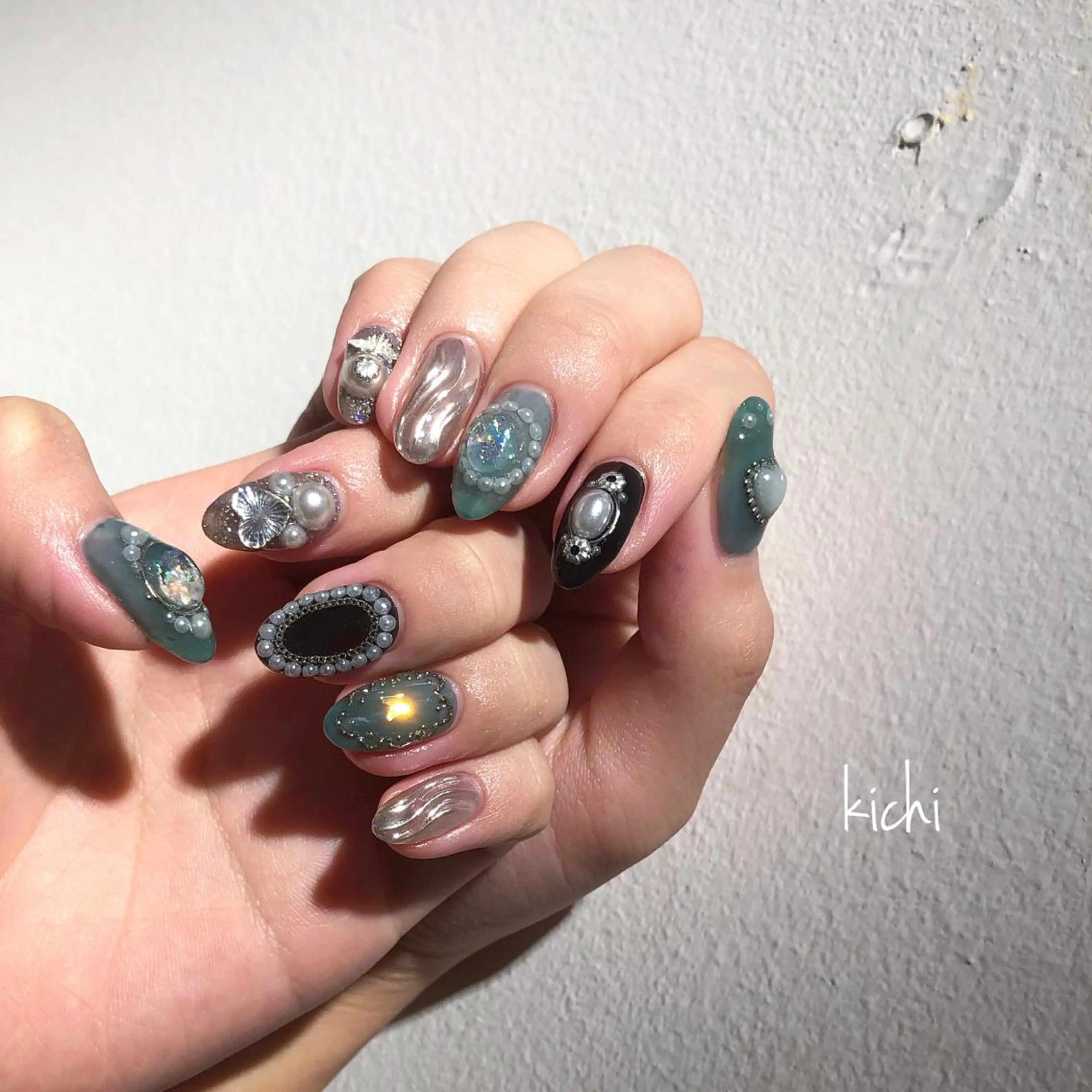 ネイル kichi･: *のネイルデザイン