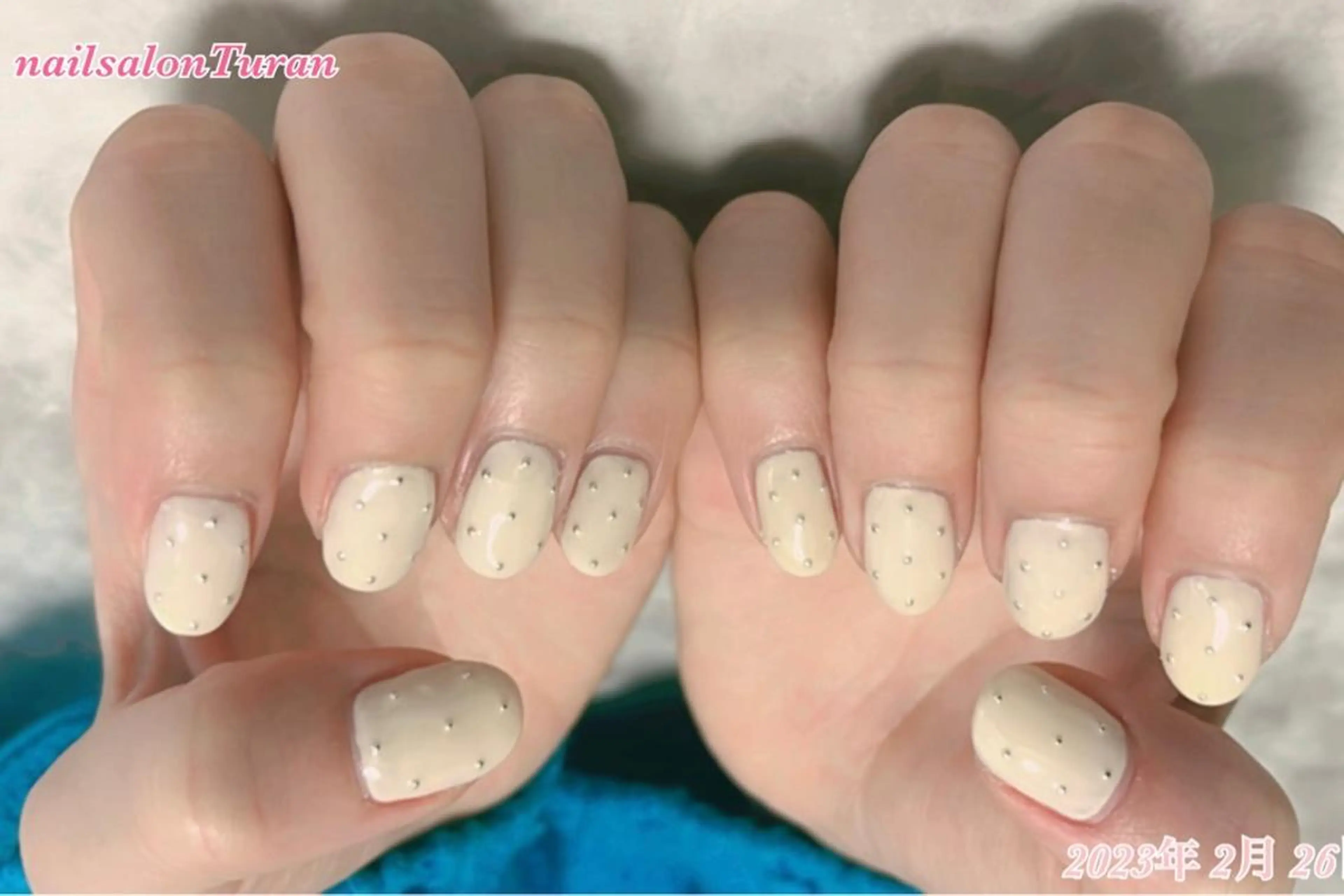 ネイル ドット ジェルネイル パラジェル ストーンネイル 上村 未来のネイルデザイン