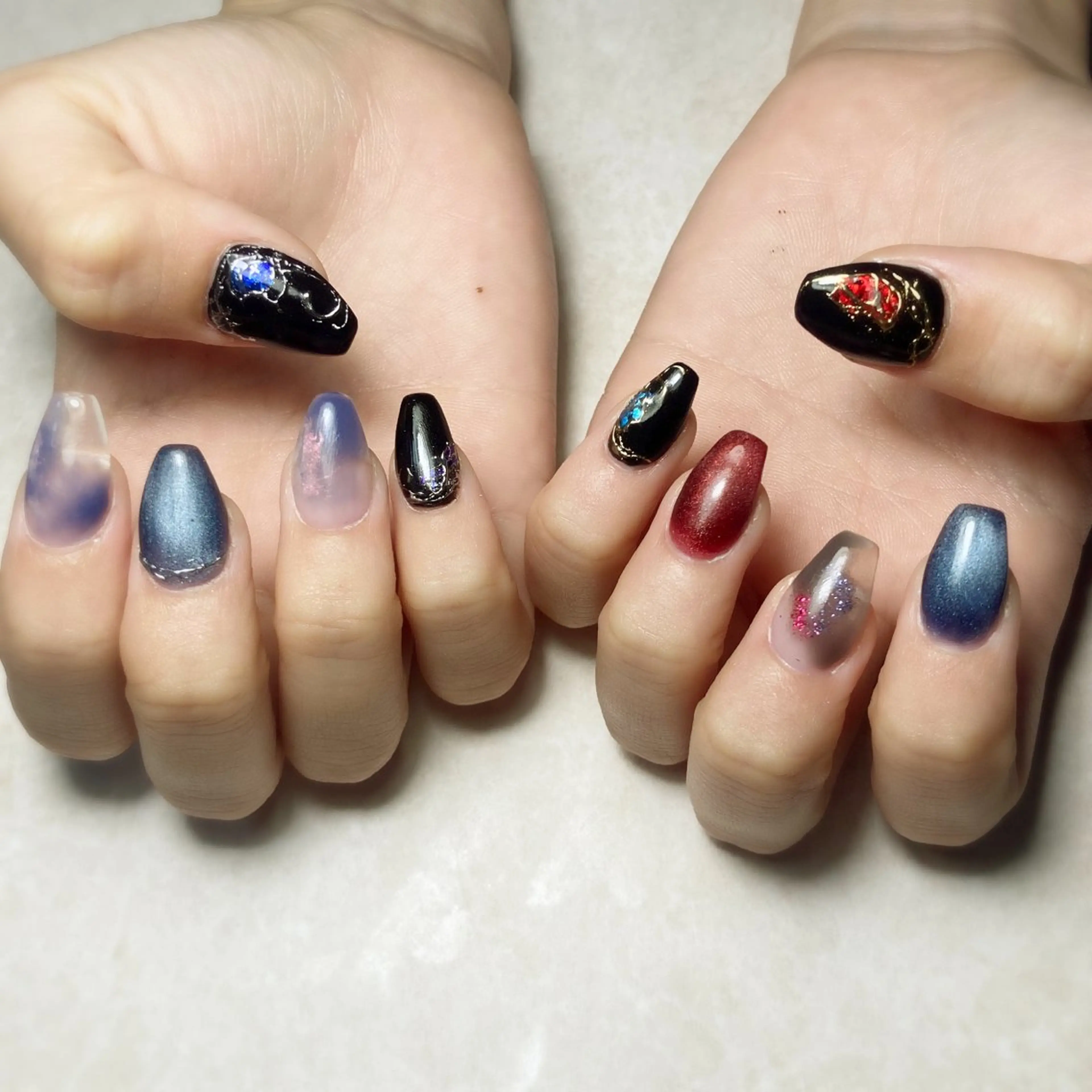 ハンドネイル(フルアートB)の写真