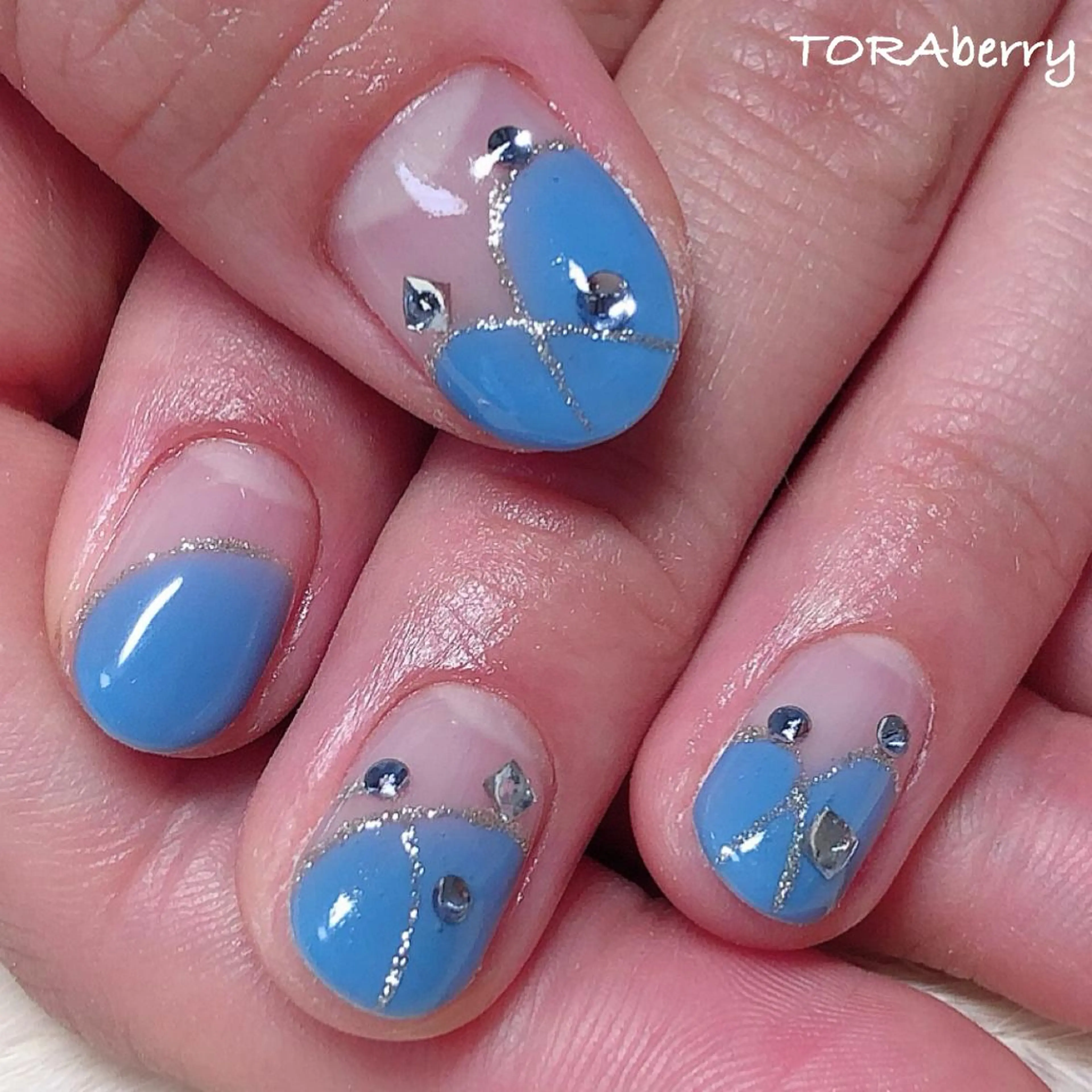 ネイル ブルー ハンドネイル ネイリスト なつみのネイルデザイン