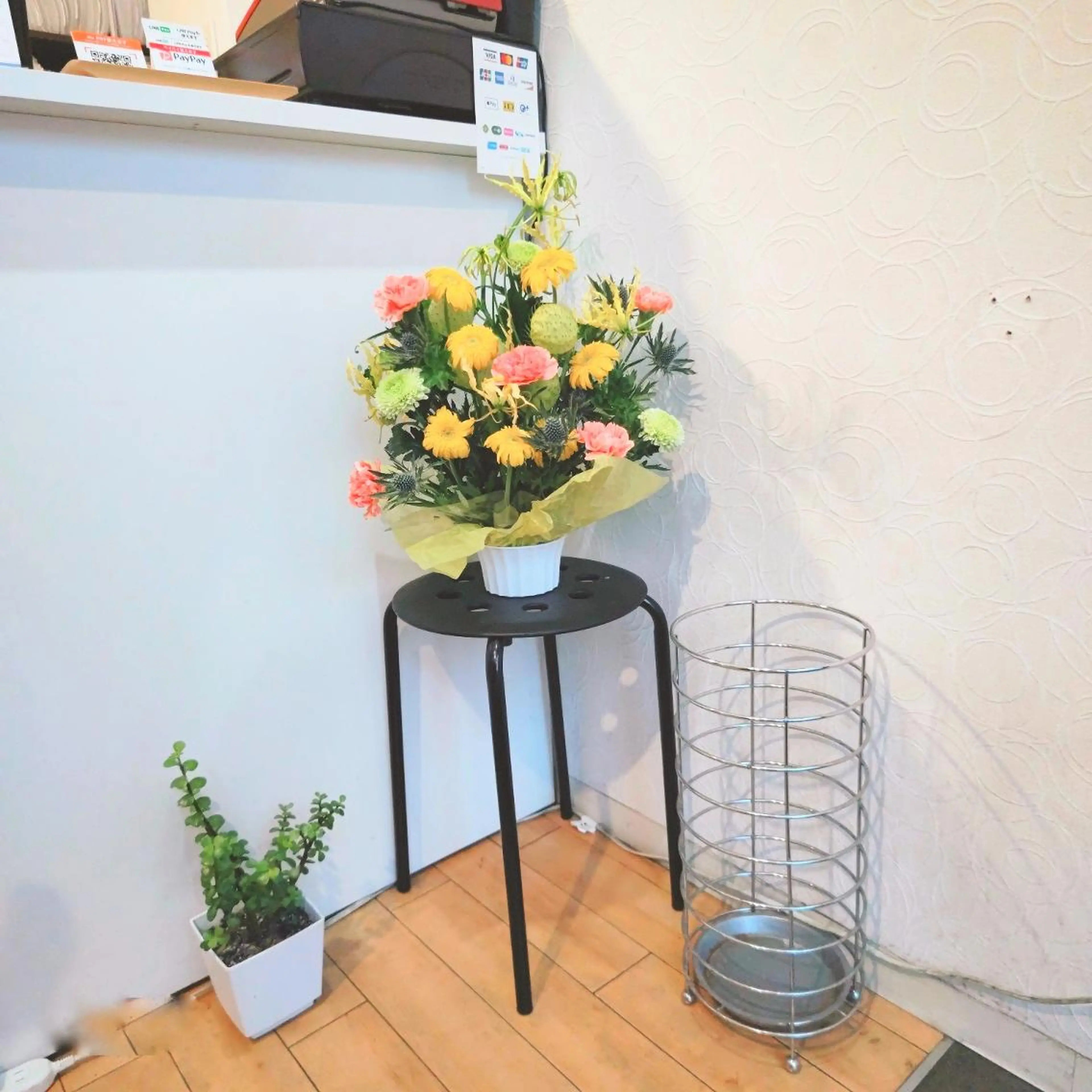 お顔のむくみたるみ 専門☆美容鍼小顔矯正のエステ・リラクイメージ