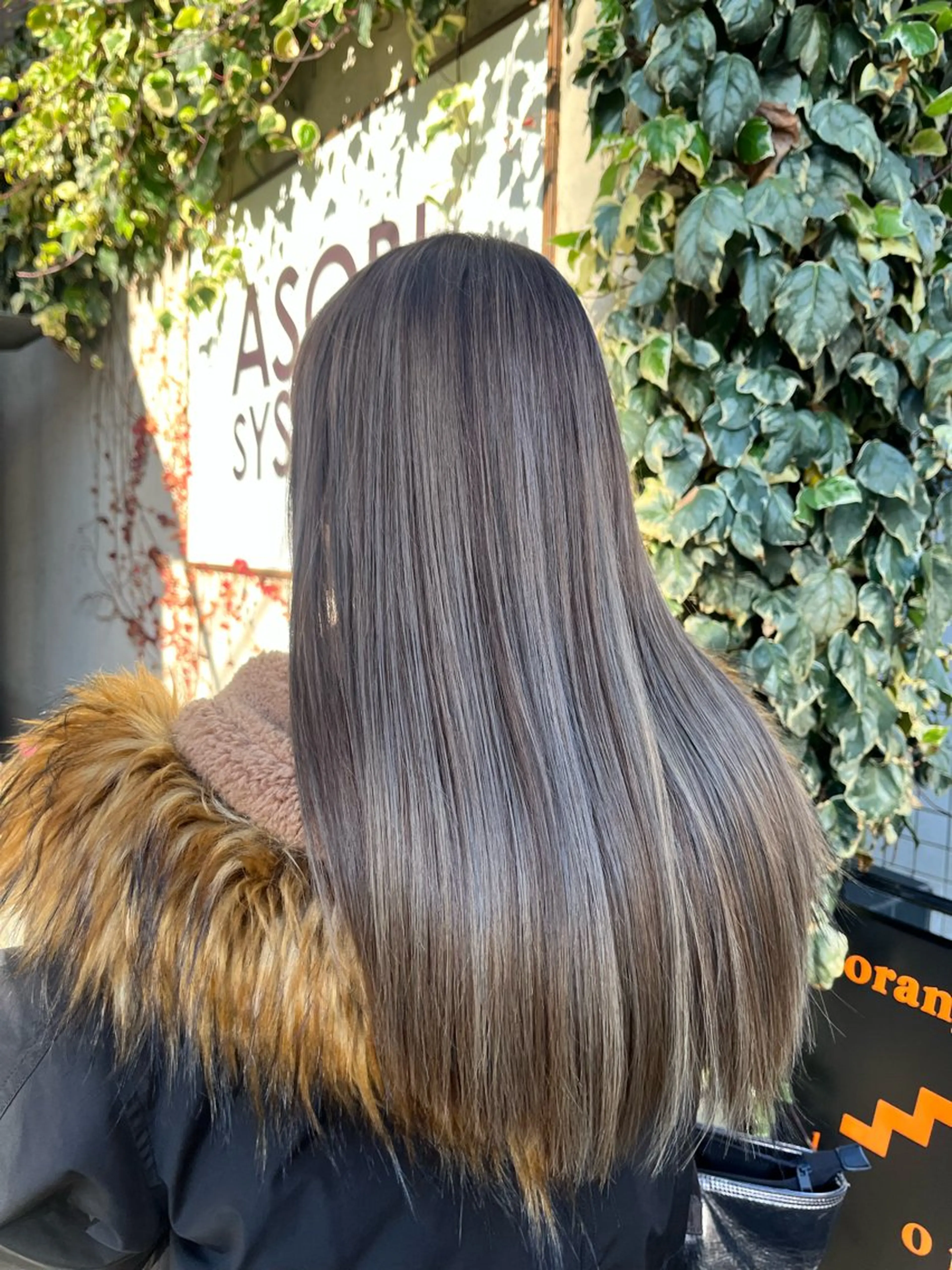 ロング カラー アッシュ ハイライトカラー ラベンダーカラー ラベンダーアッシュ ハイライト mary'sメリー /ニュアンスカラーのヘアスタイル