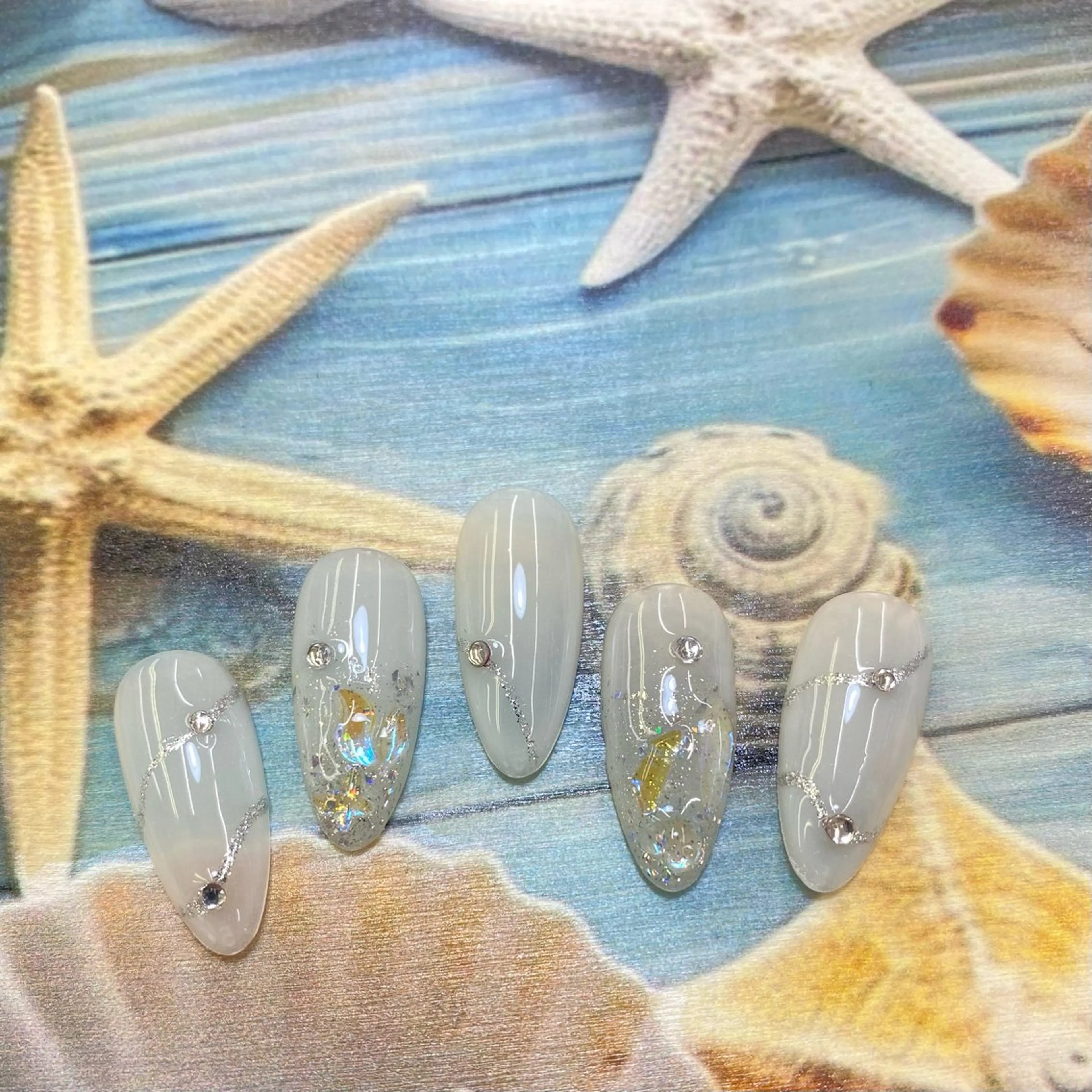 ネイル ハンドネイル AngelChris ビューティーサロン琳のネイルデザイン