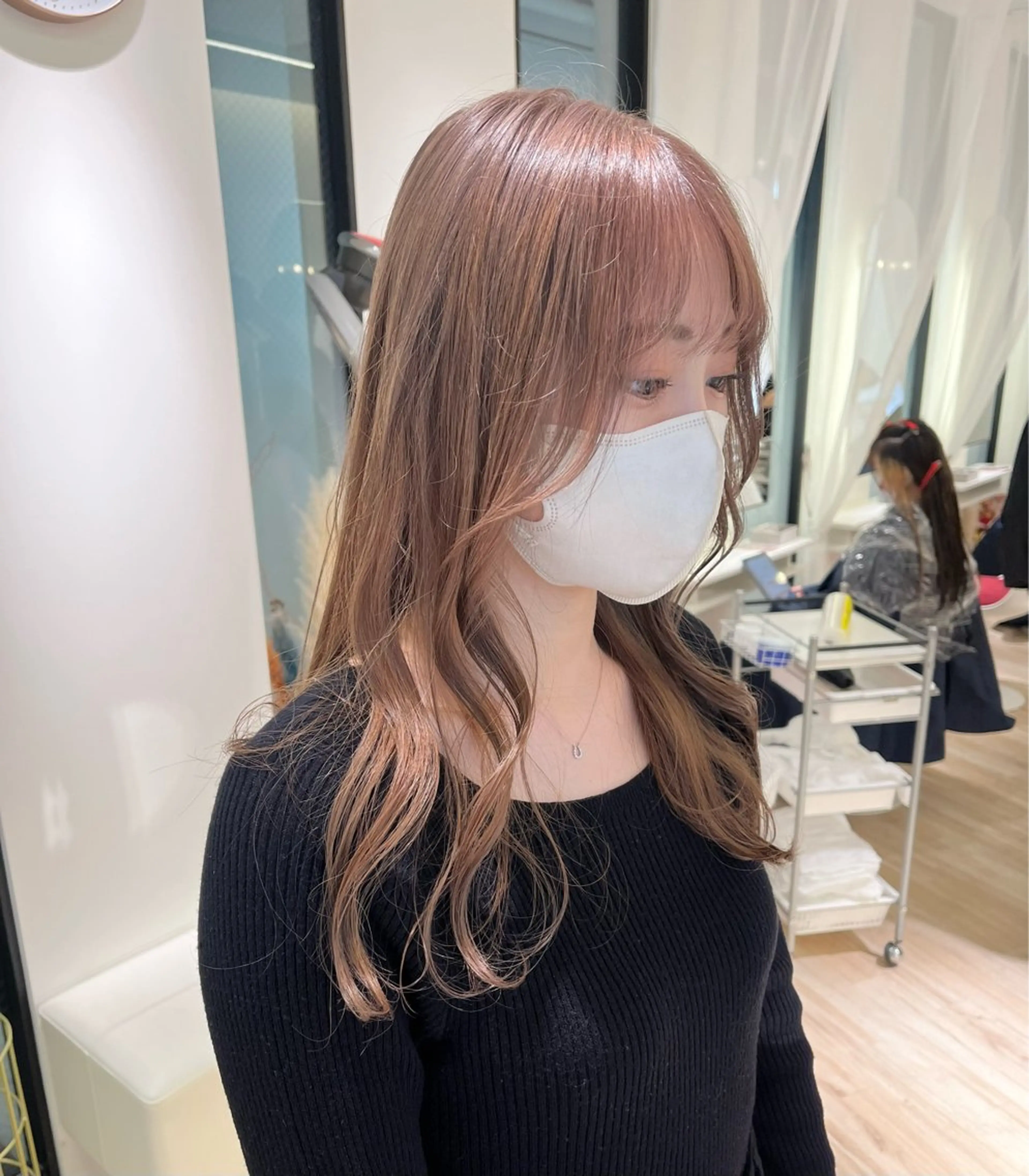 セミロング カラー GOODDAY ヘアサロンのヘアスタイル