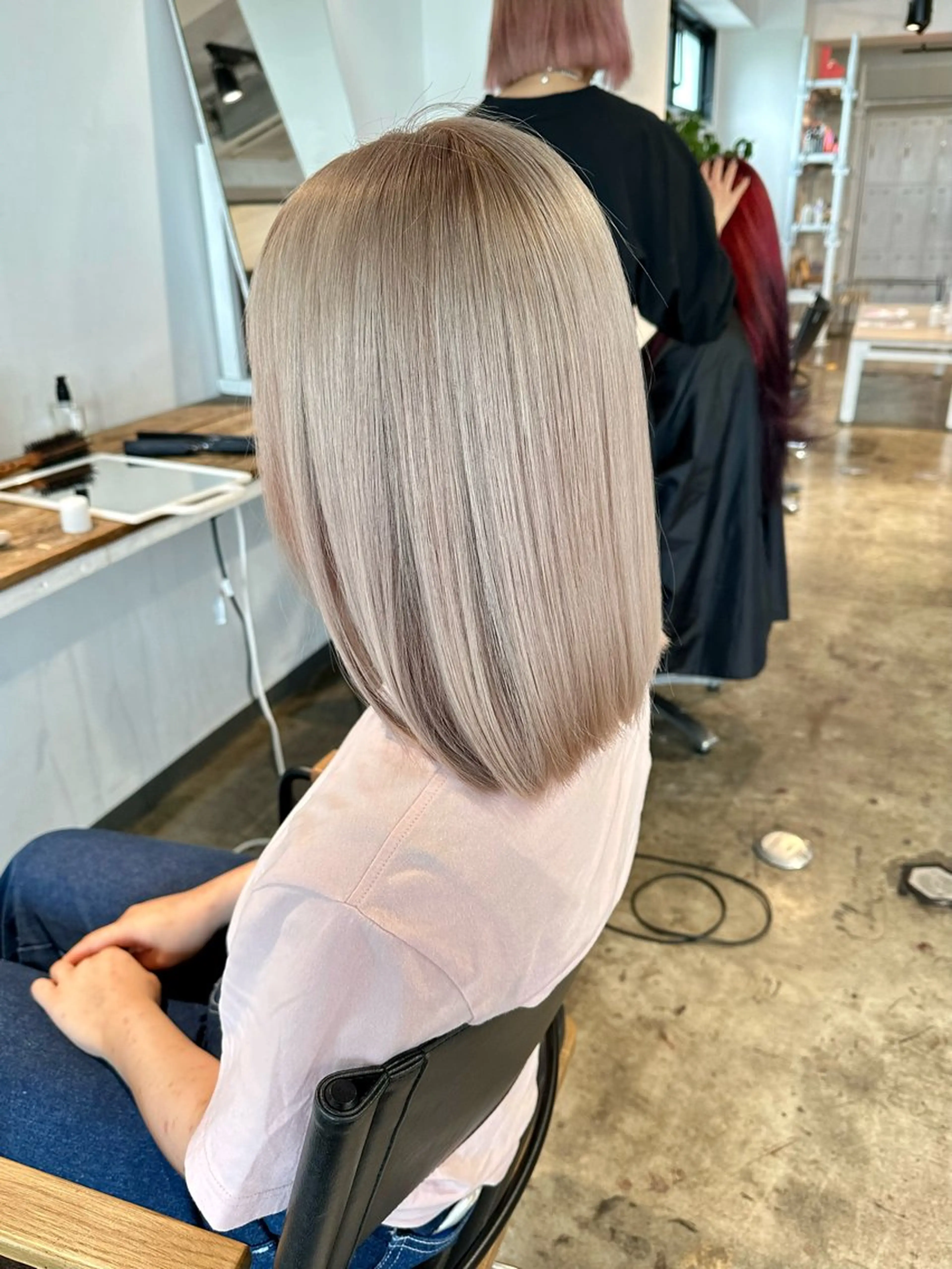 ミディアム カラー ヘアカラー トリートメント ヘアセット ✨艶ブリーチカラー ✨四ノ宮裕己のヘアスタイル