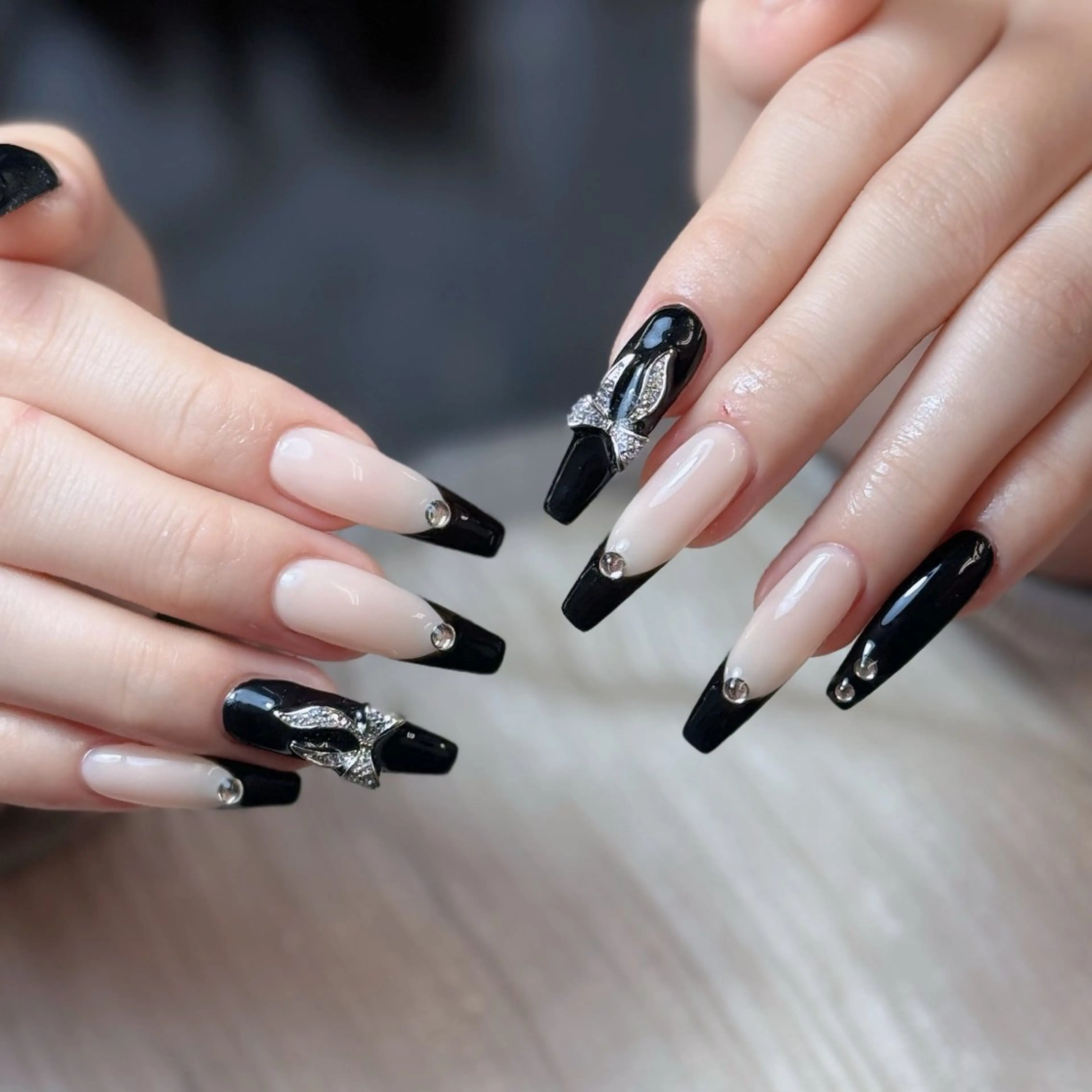 ネイル アートネイル フレンチネイル ジェルネイル 韓国ネイル マグネットネイル ハンドネイル Lenie Nail Okuboのネイルデザイン