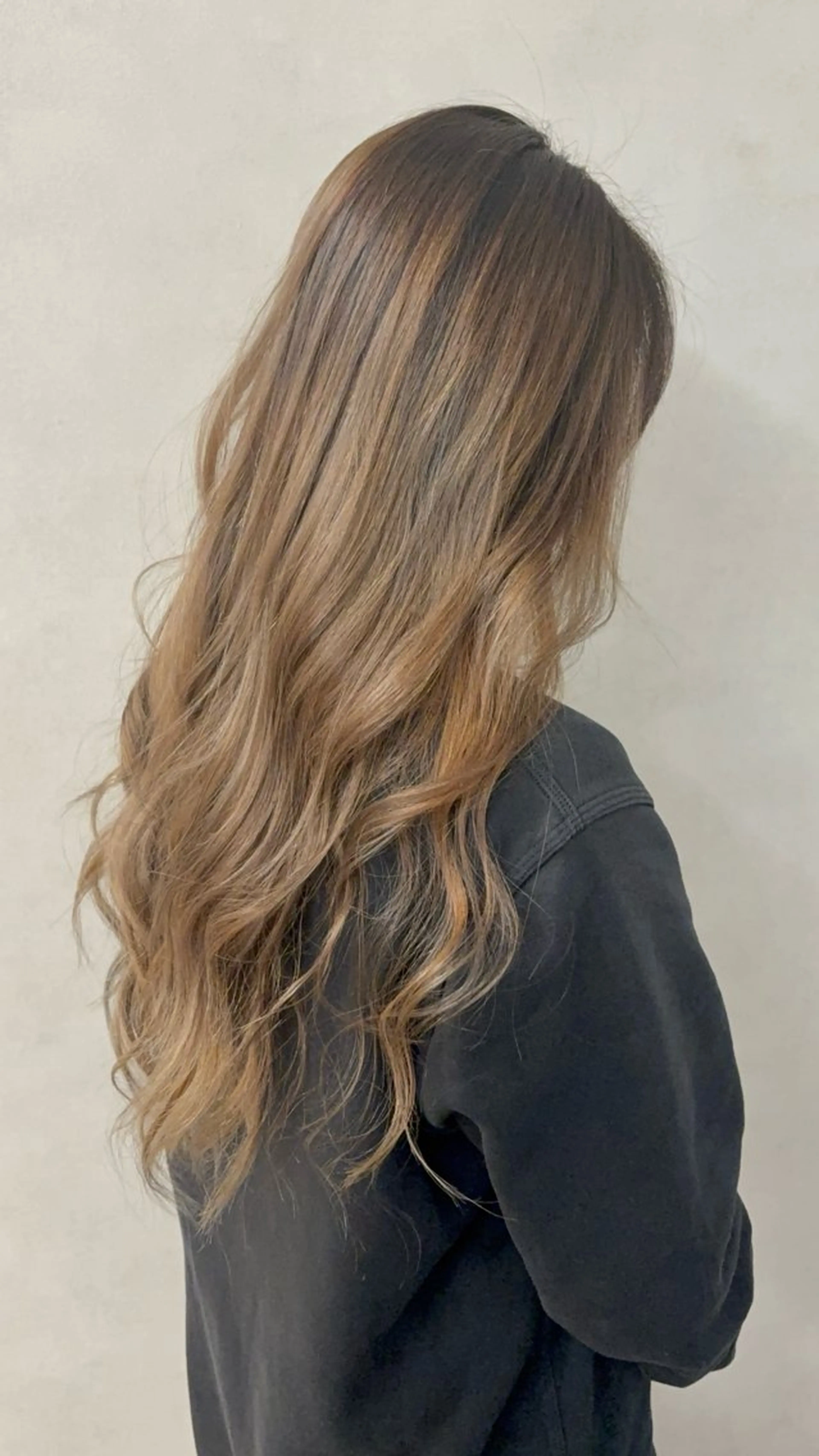 ロング ヘアカラー haku【津久野店】 ERIKAのヘアスタイル