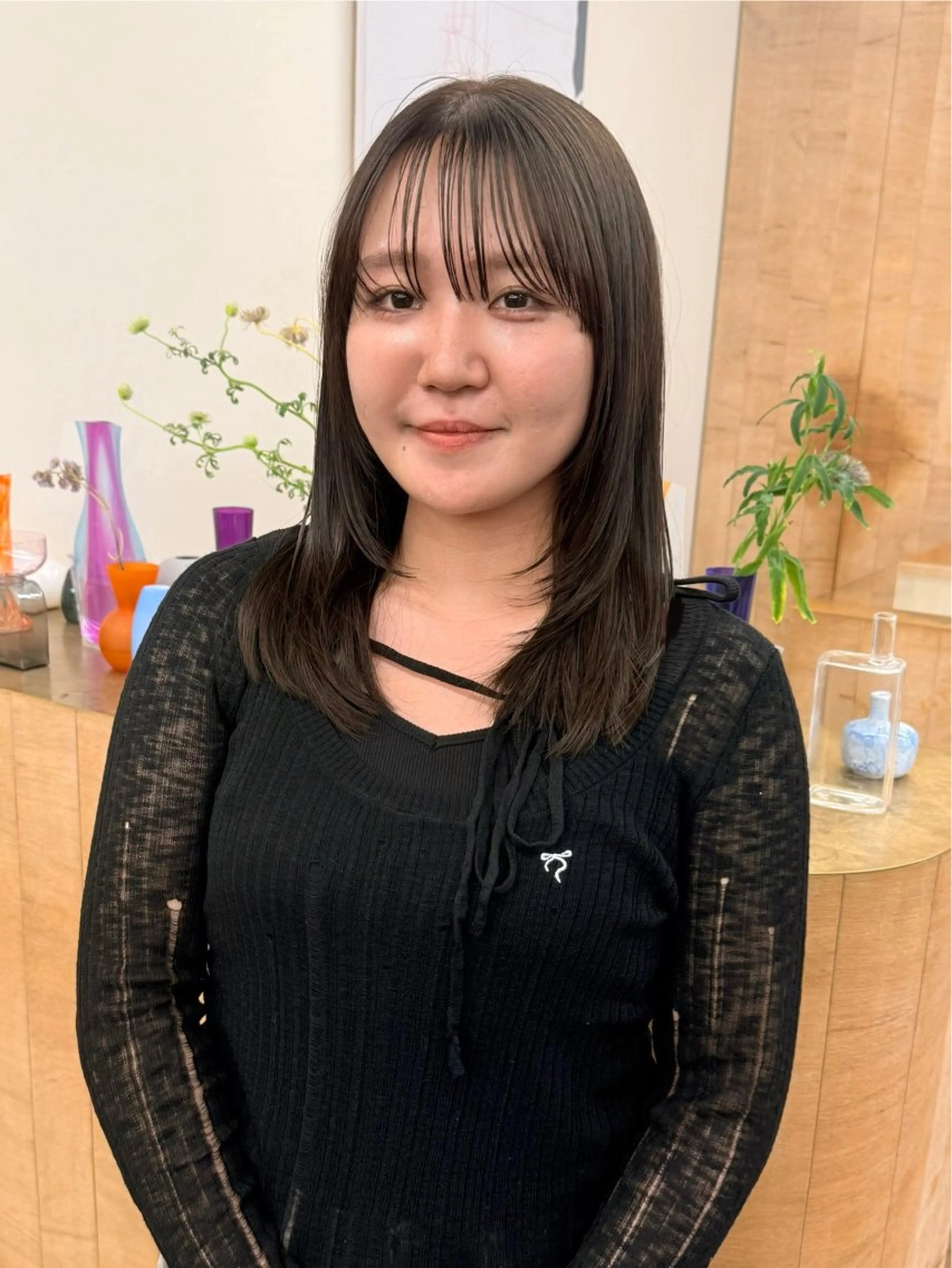 セミロング 大塚 柊那のヘアスタイル