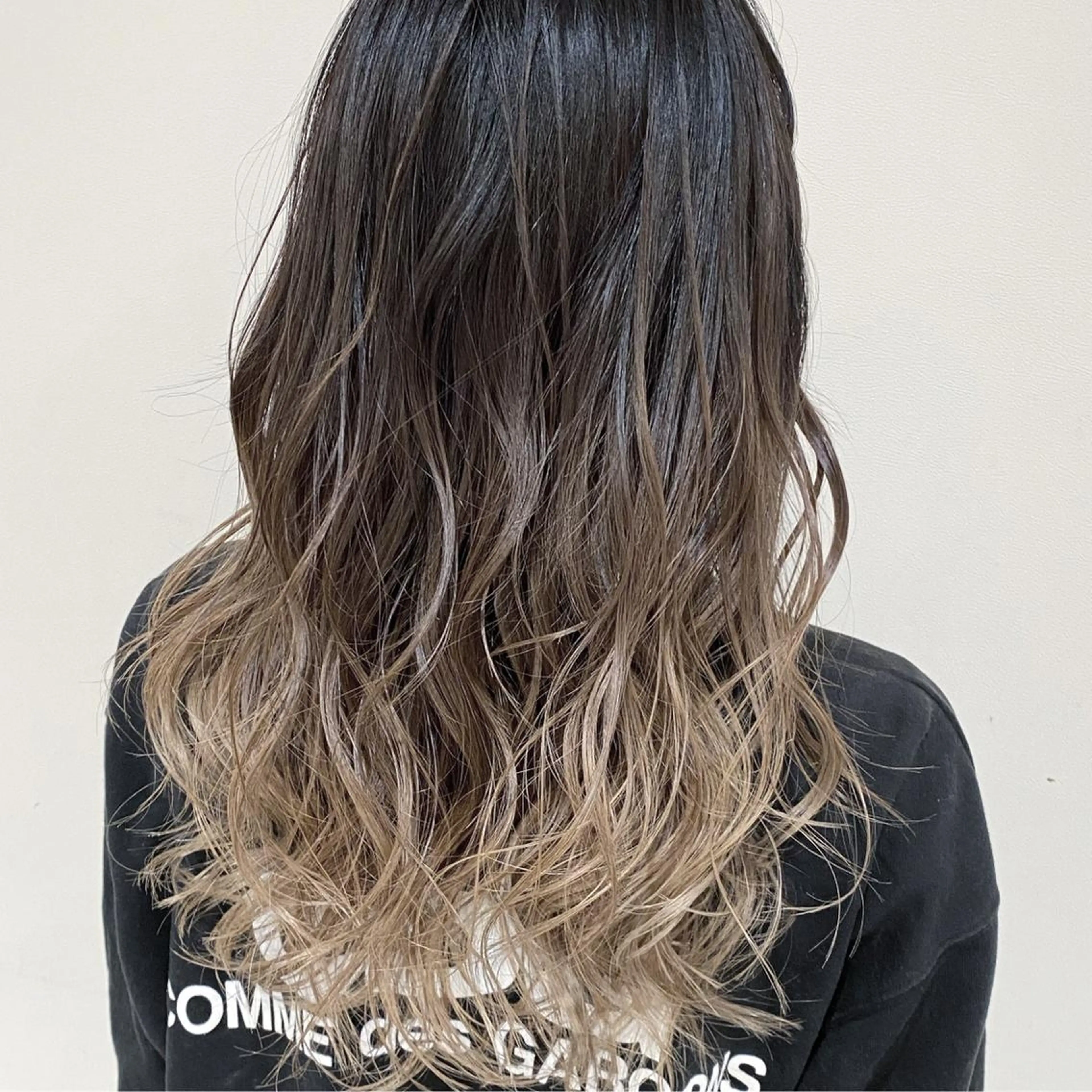 ミディアム カラー AMI Hair  supply所属・髪質改善カラー韓国風 レイヤーtudaのヘアスタイル