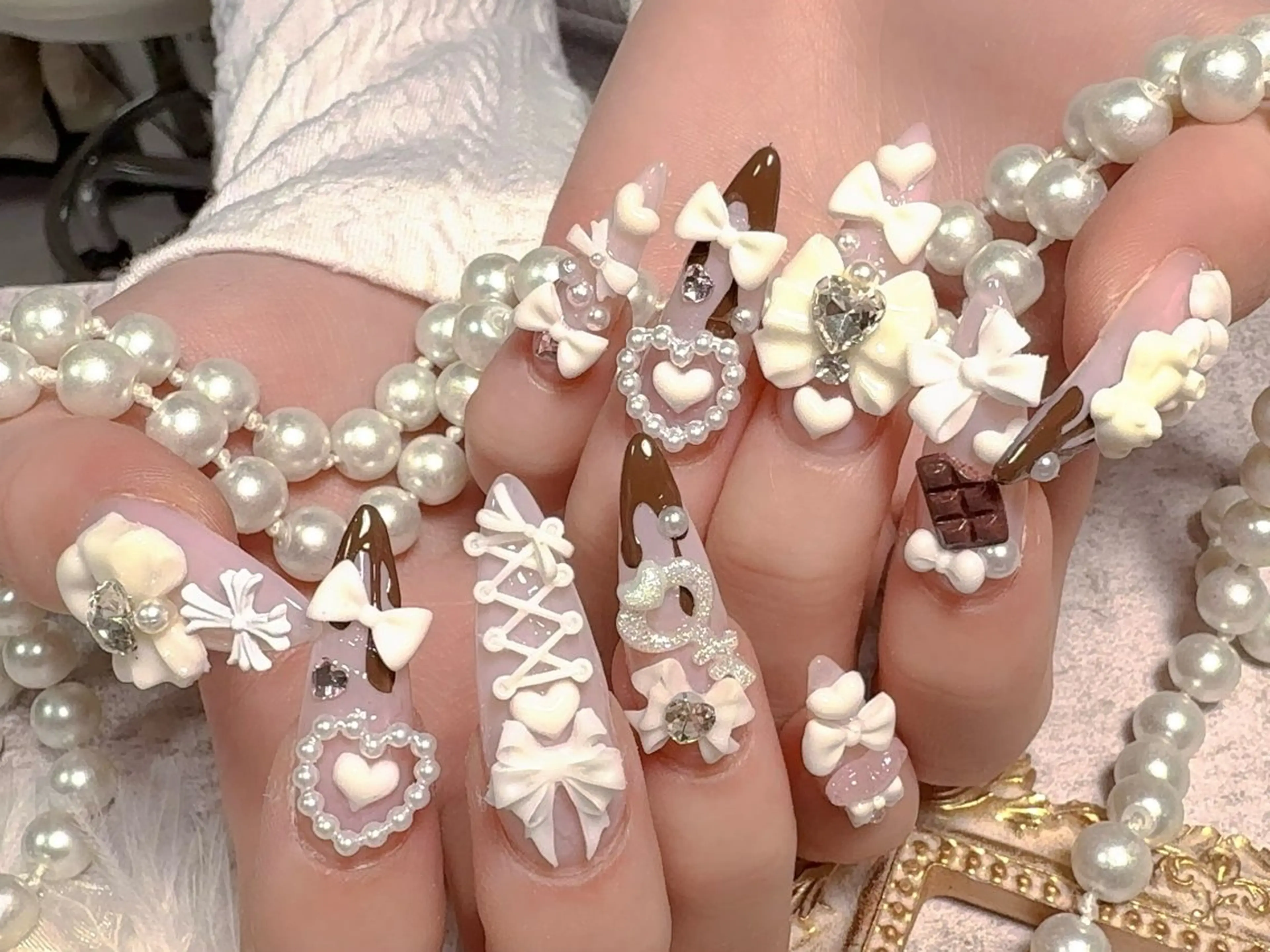 ロング ハンドネイル MoaNail🫶 Yoshiのネイルデザイン