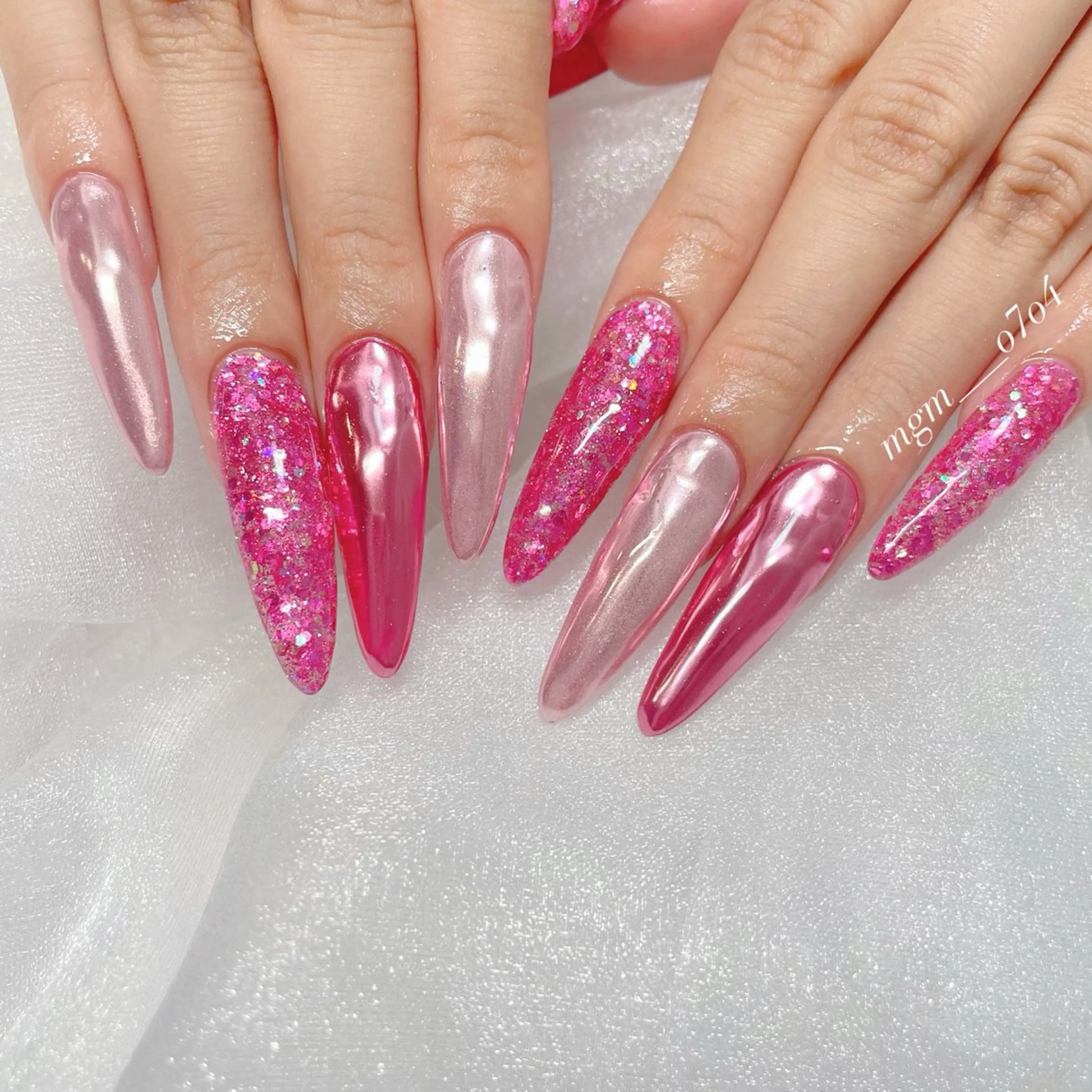 ネイル MoON...❤︎ MeGuのネイルデザイン