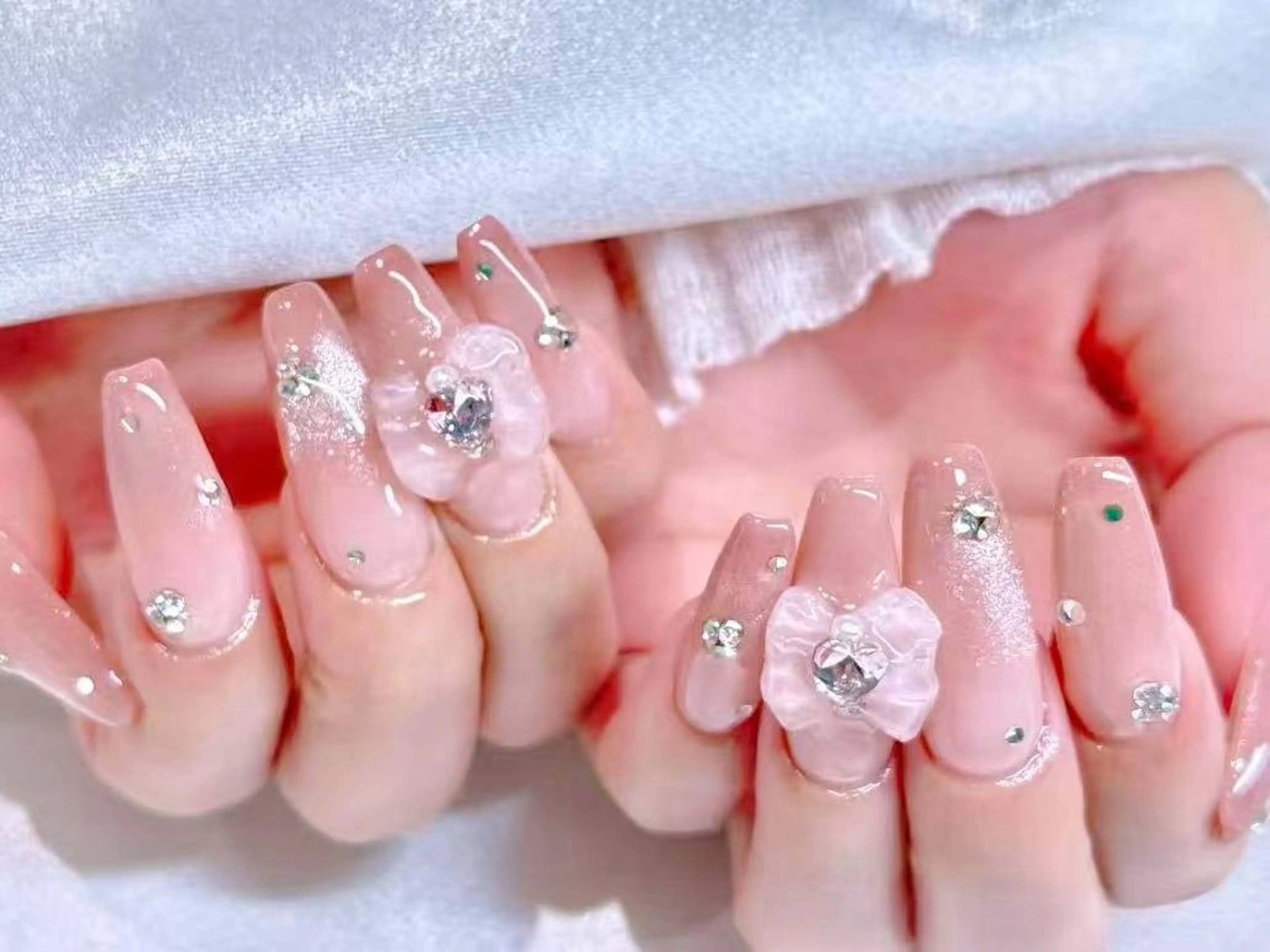 ネイル ハンドネイル リン リンのネイルデザイン