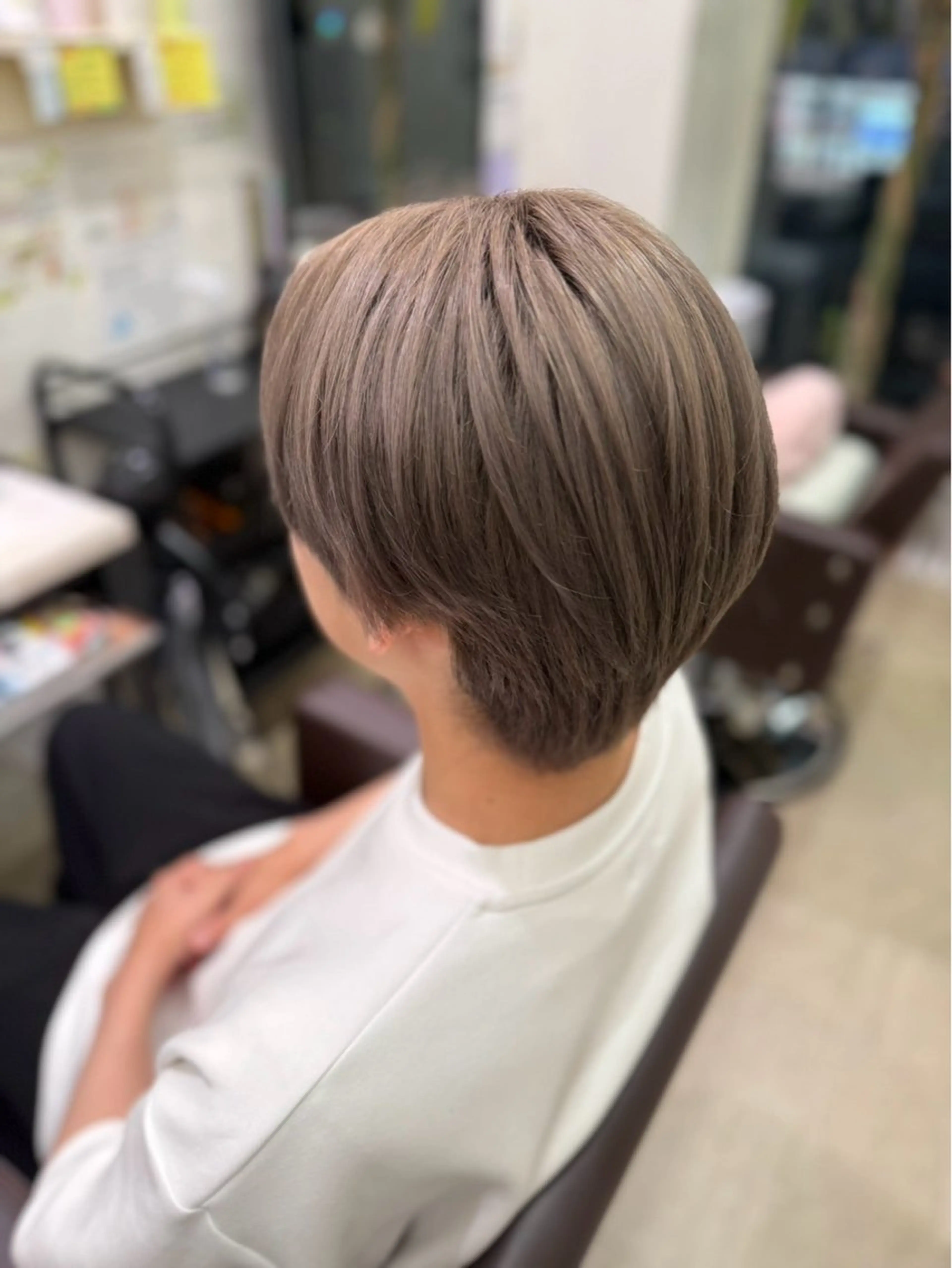 【🩶悩んだらコレ🩶】カット➕カラーの写真