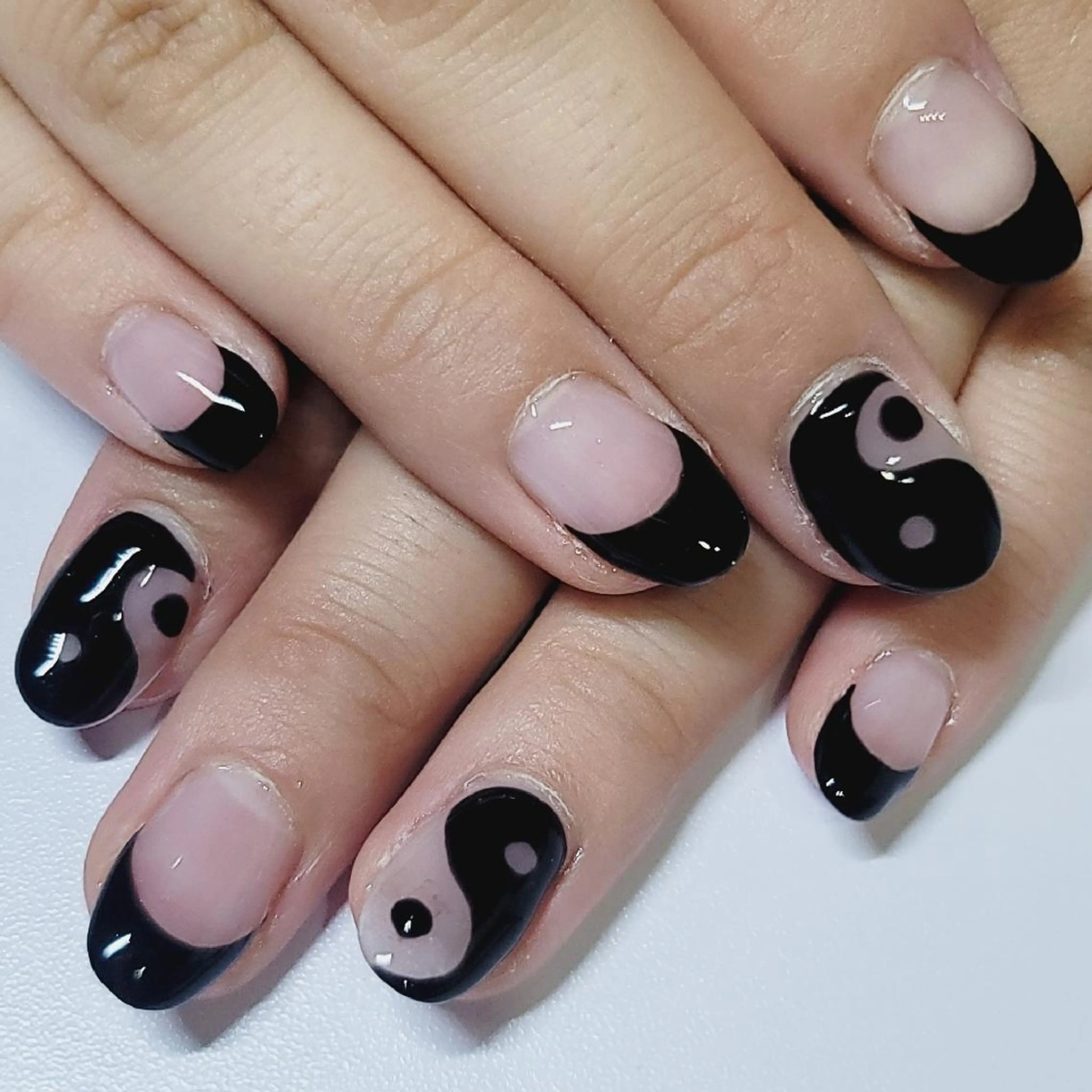 ネイル アートネイル フレンチネイル ハンドネイル よしだ ひろきのネイルデザイン