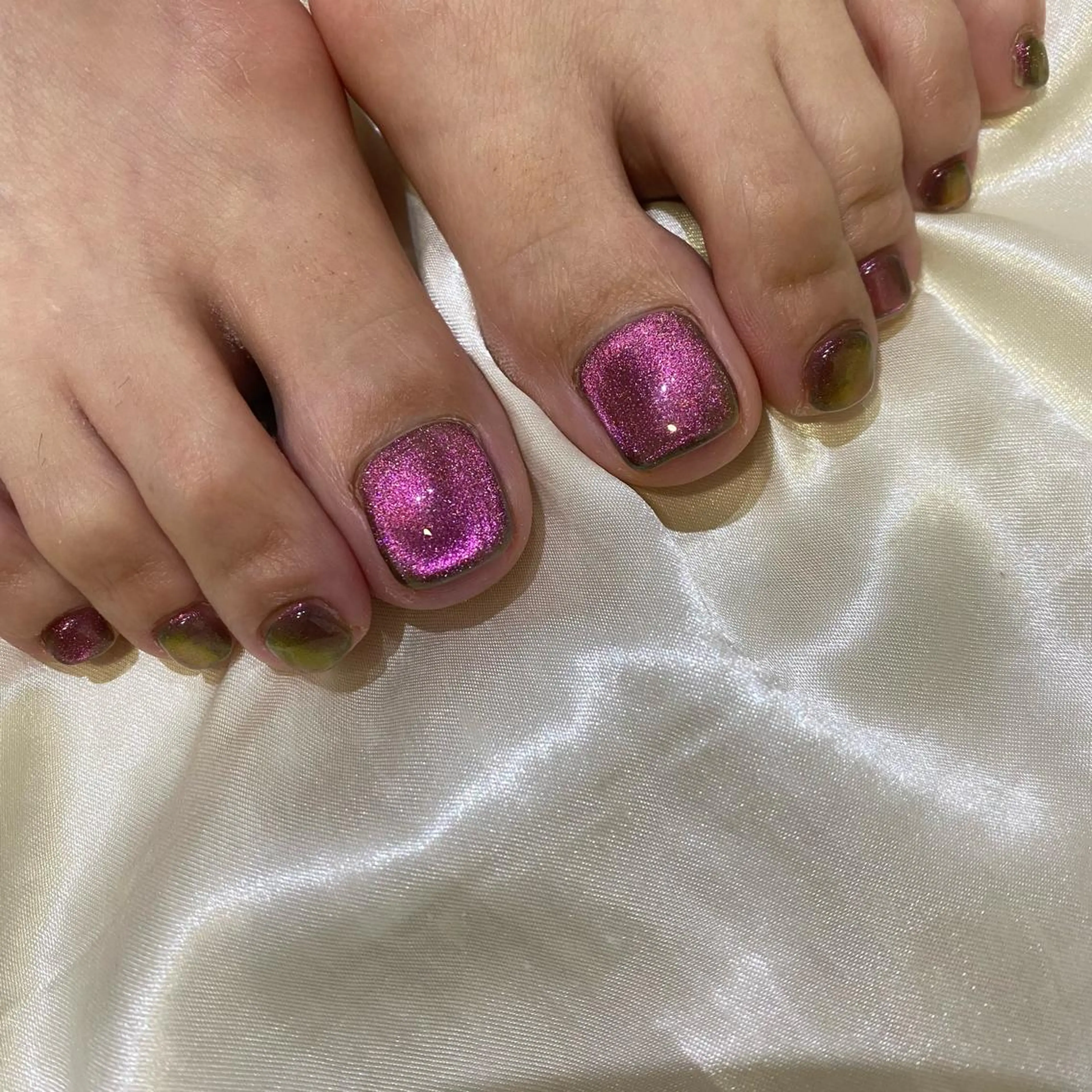 ネイル マグネットネイル フットネイル 西岡 杏のネイルデザイン