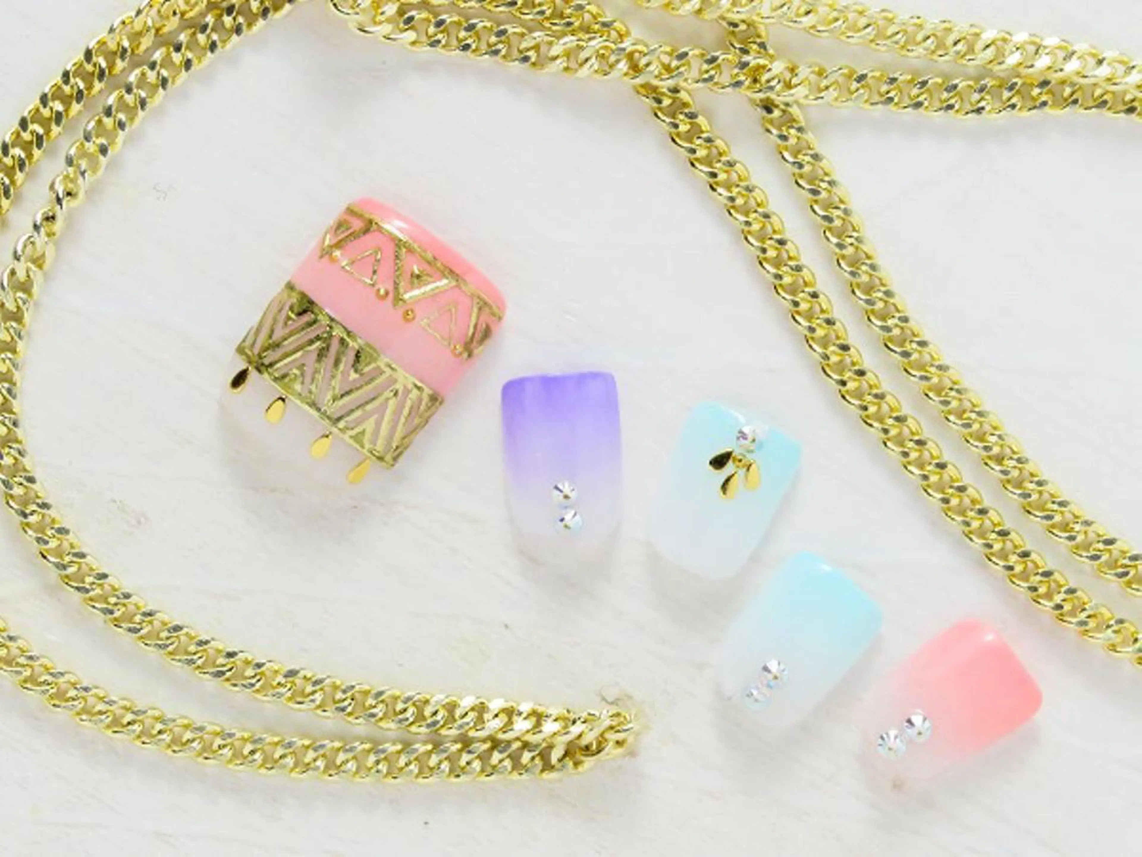 ネイル フットネイル lavita. mimuraのネイルデザイン