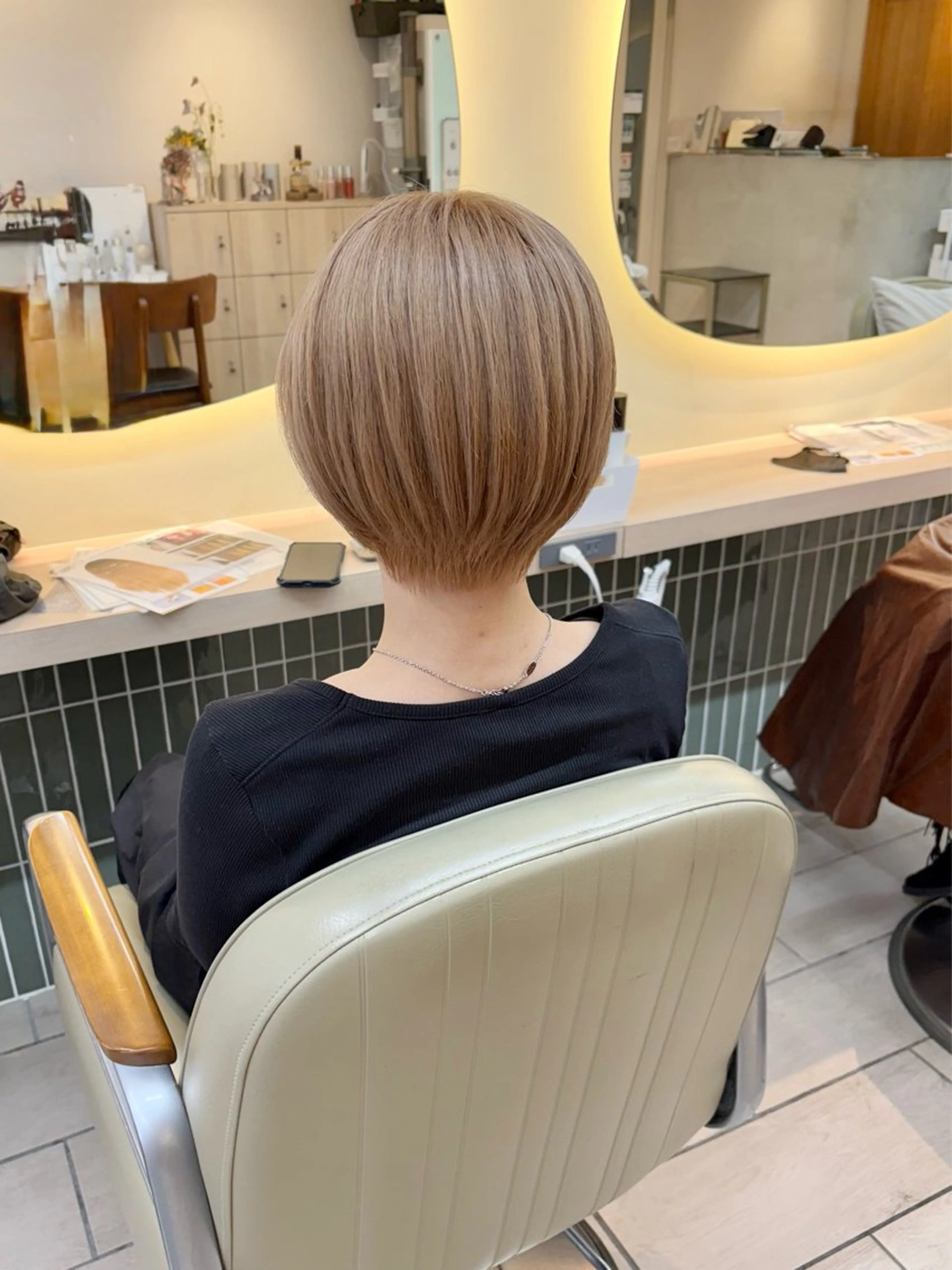 ショート カラー ヘアアレンジ ヘアカラー トリートメント ハイトーンピンク🍑 ブリーチ🍑RINAのヘアスタイル