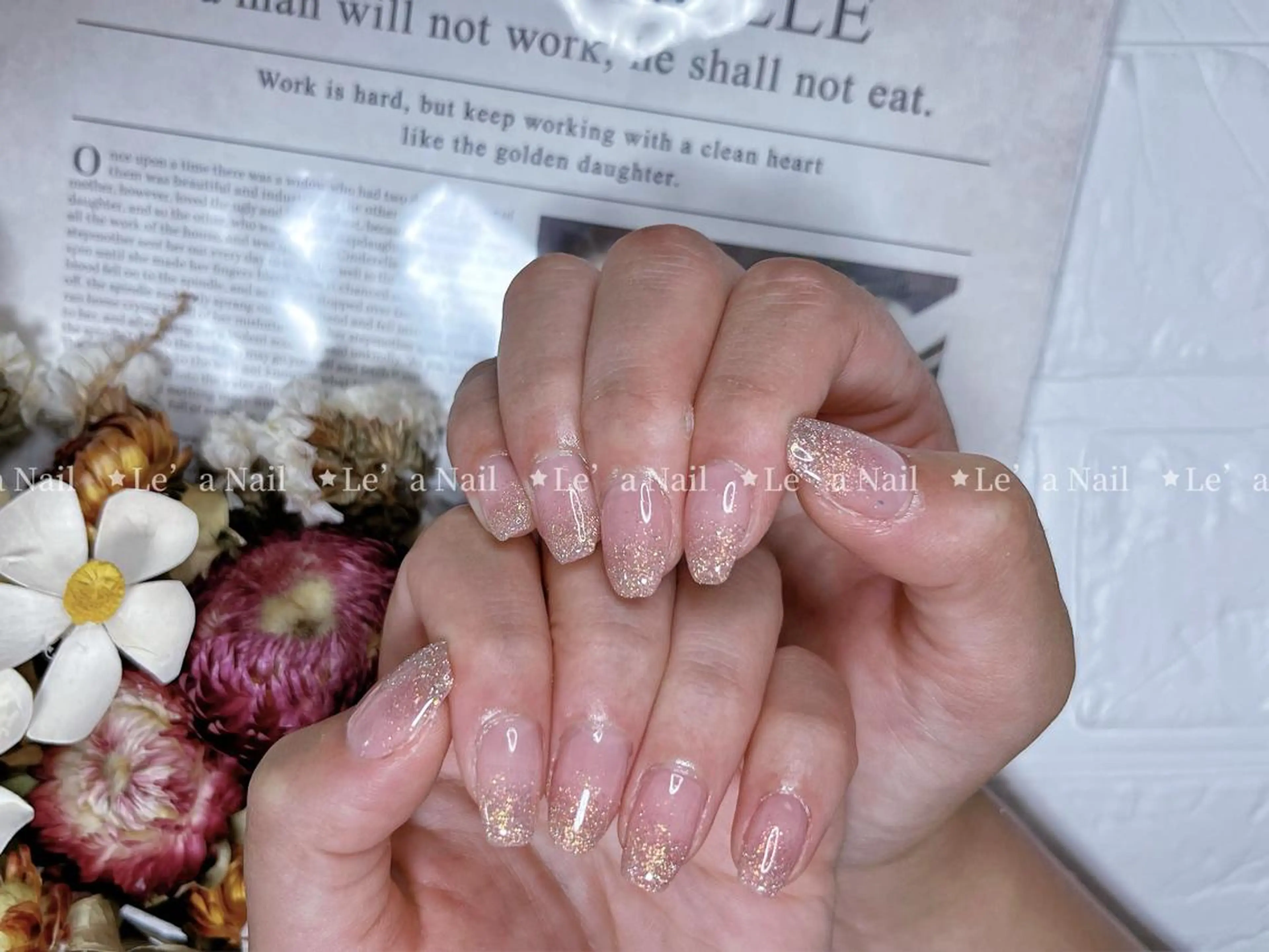 ミディアム カラー ネイル Le’a NailSalonのネイルデザイン