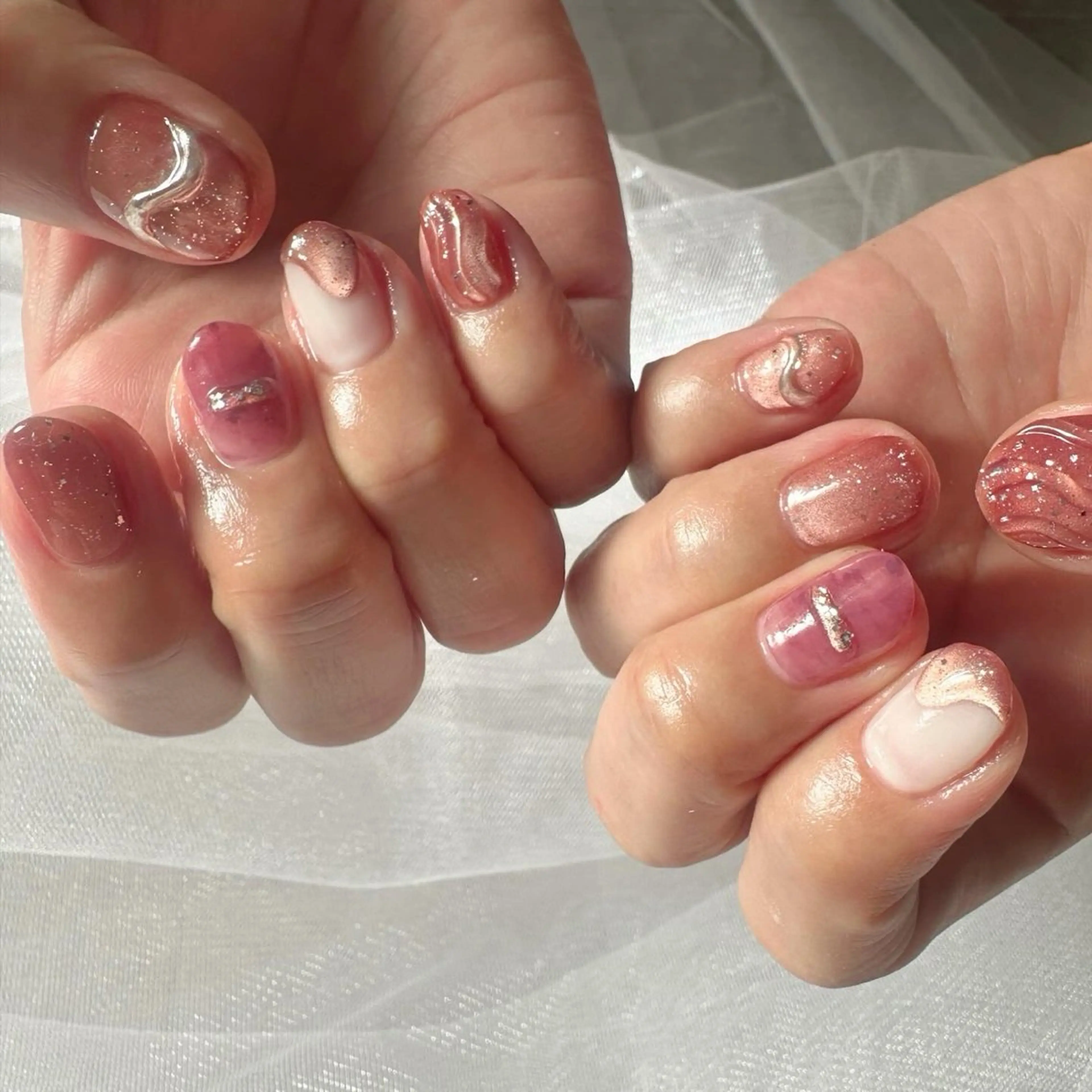 ネイル 氷ネイル・うるうるネイル 韓国ネイル マグネットネイル ミラーネイル 持ち込み 🪞KAPE NAIL 🪞のネイルデザイン