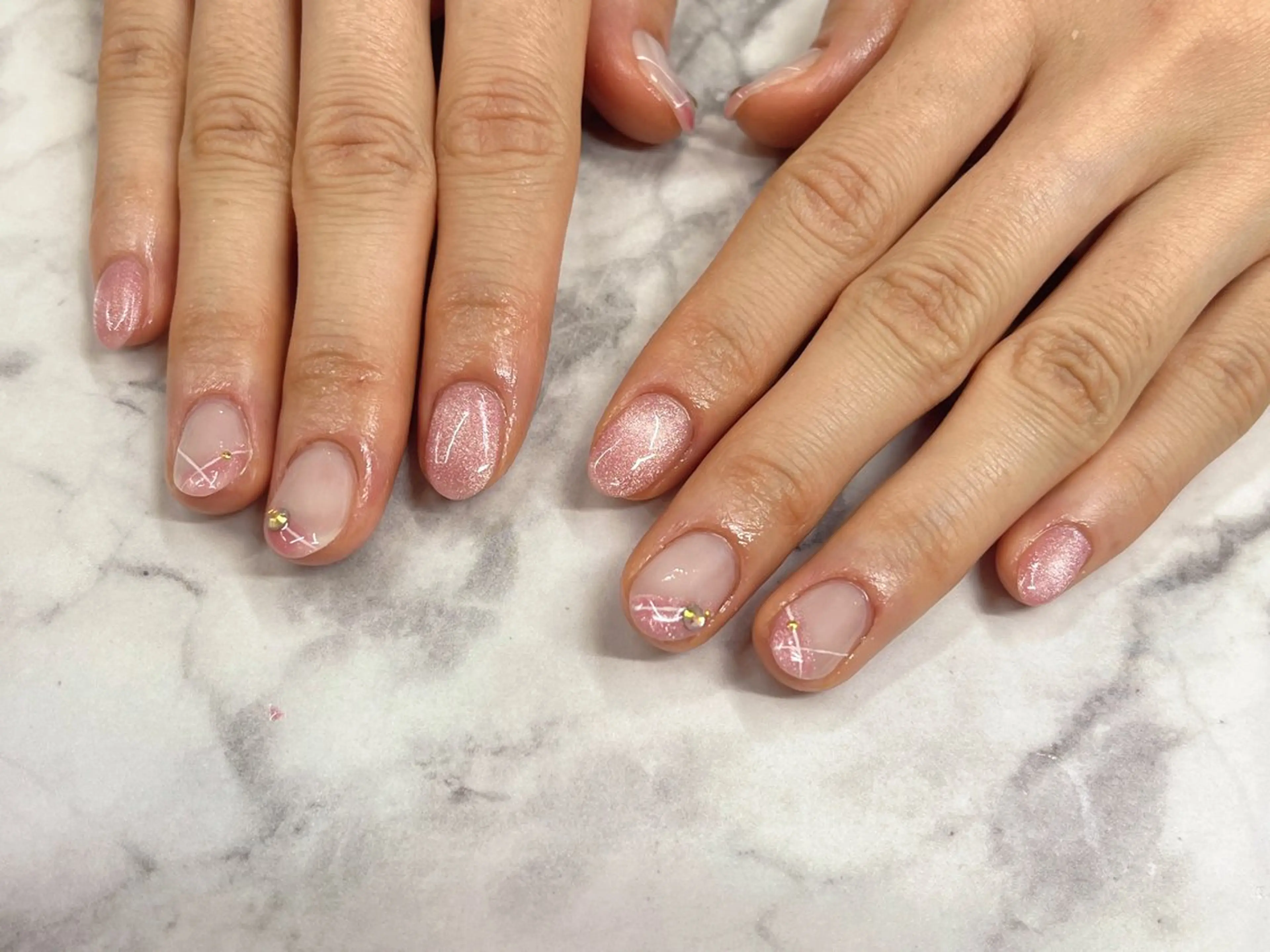 ネイル ハンドネイル ハンドケア Regene ARAKIのネイルデザイン