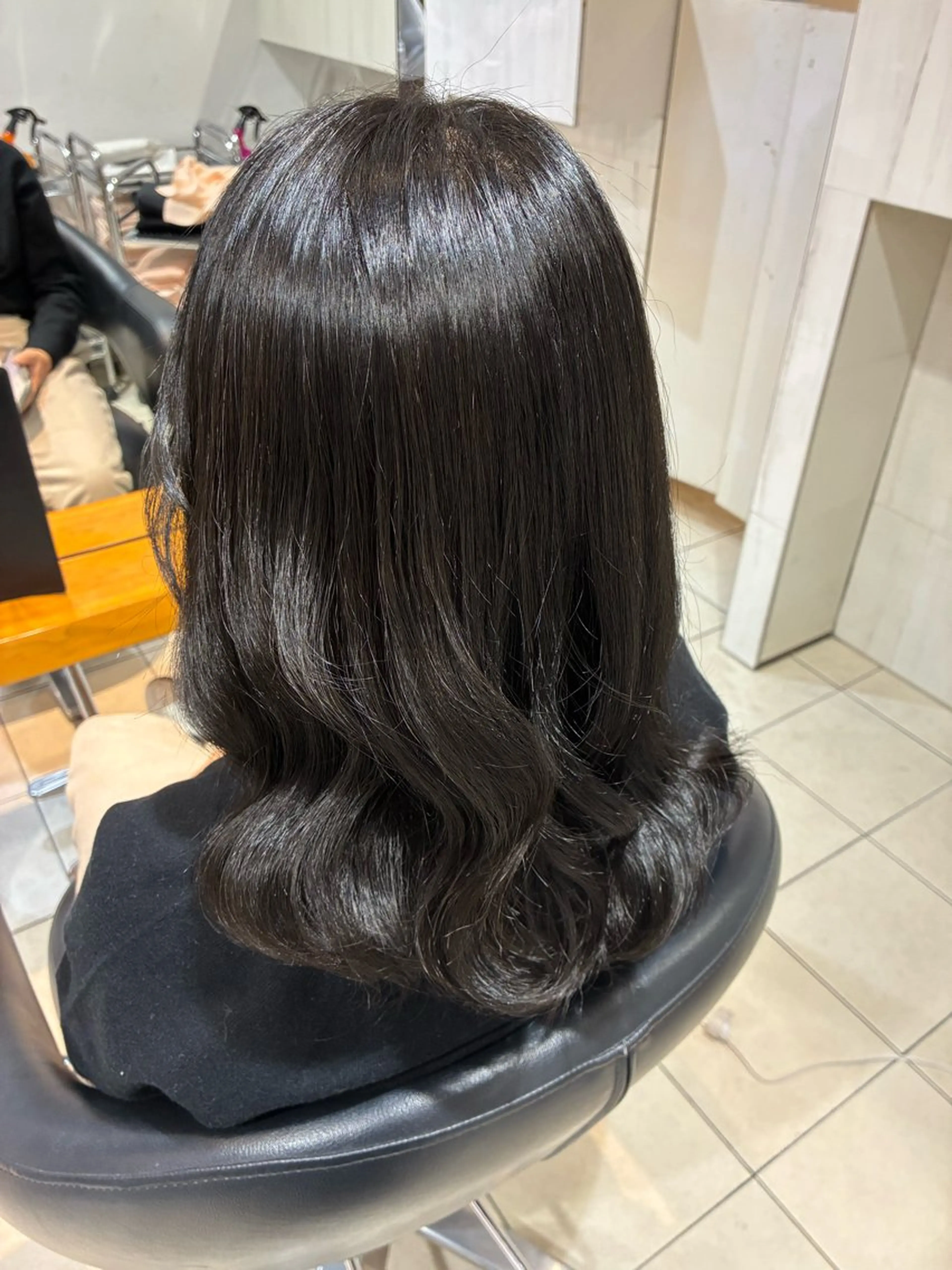 セミロング カット ヘアカラー トリートメント yui｜ カラーモデルのヘアスタイル