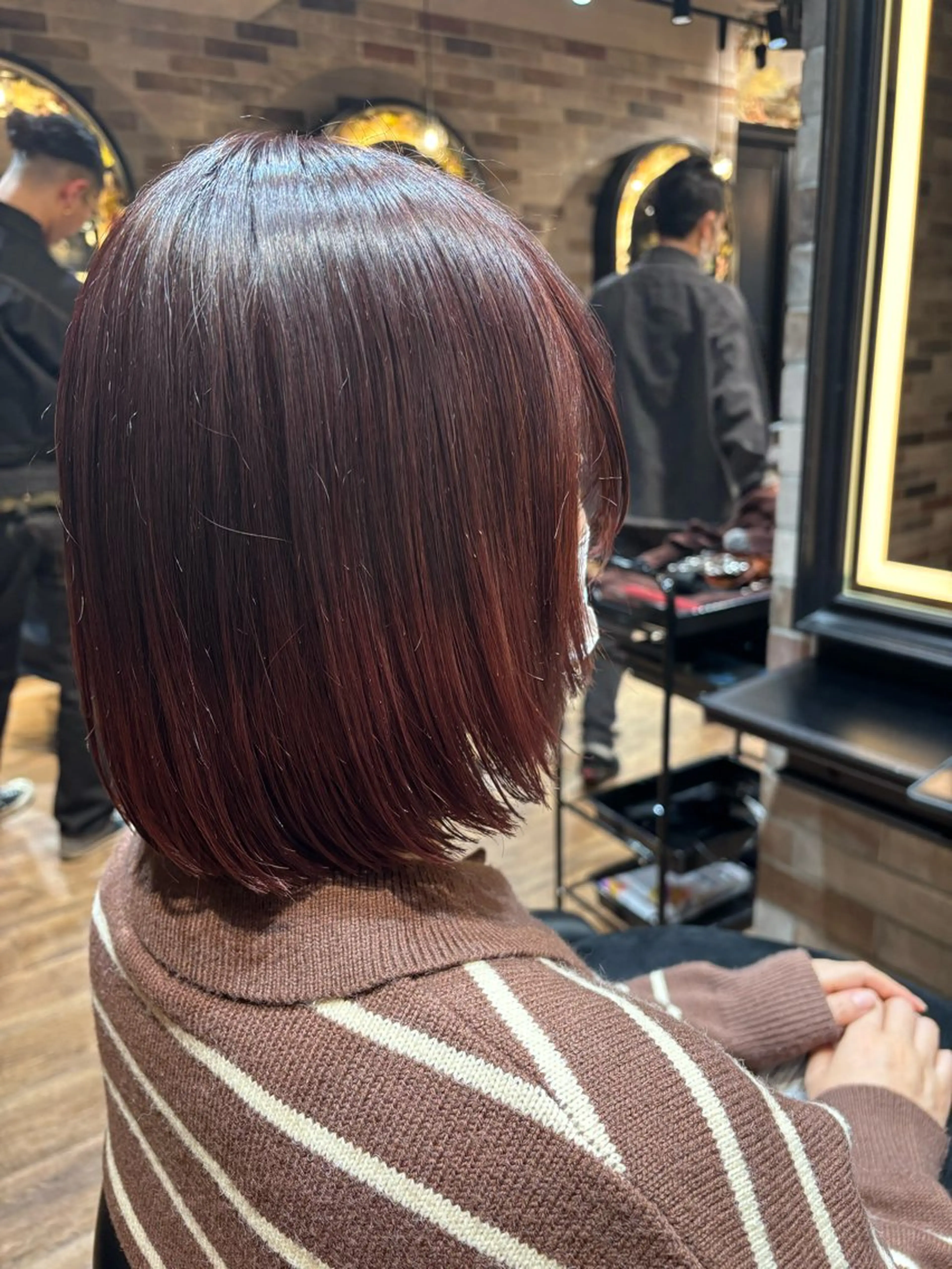 ミディアム 顔まわりレイヤー 顔周りカット レイヤーカット カット ヘアカラー ⭐️shoko⭐️ LUCIE立川のヘアスタイル