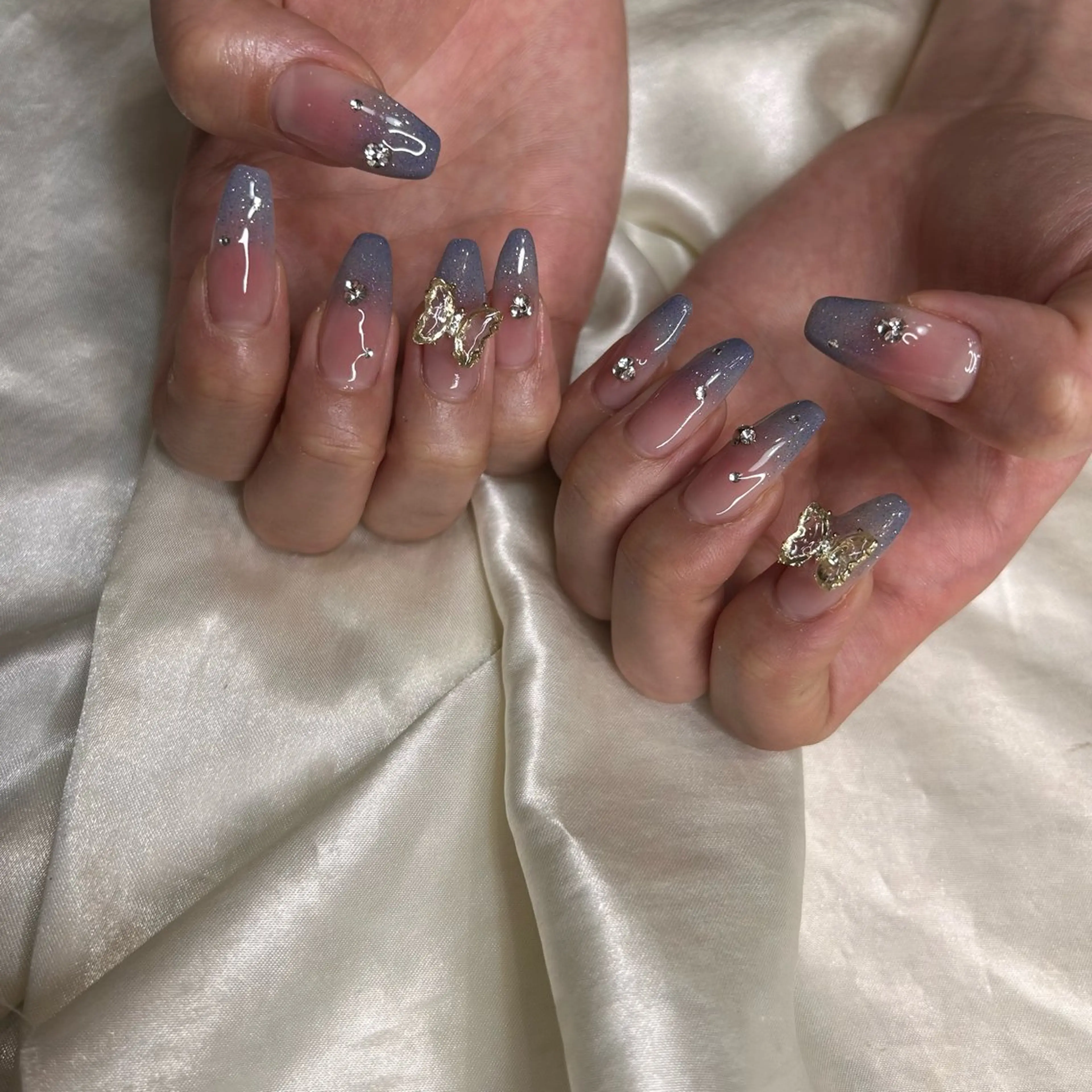 ネイル ハンドネイル 西岡 杏のネイルデザイン