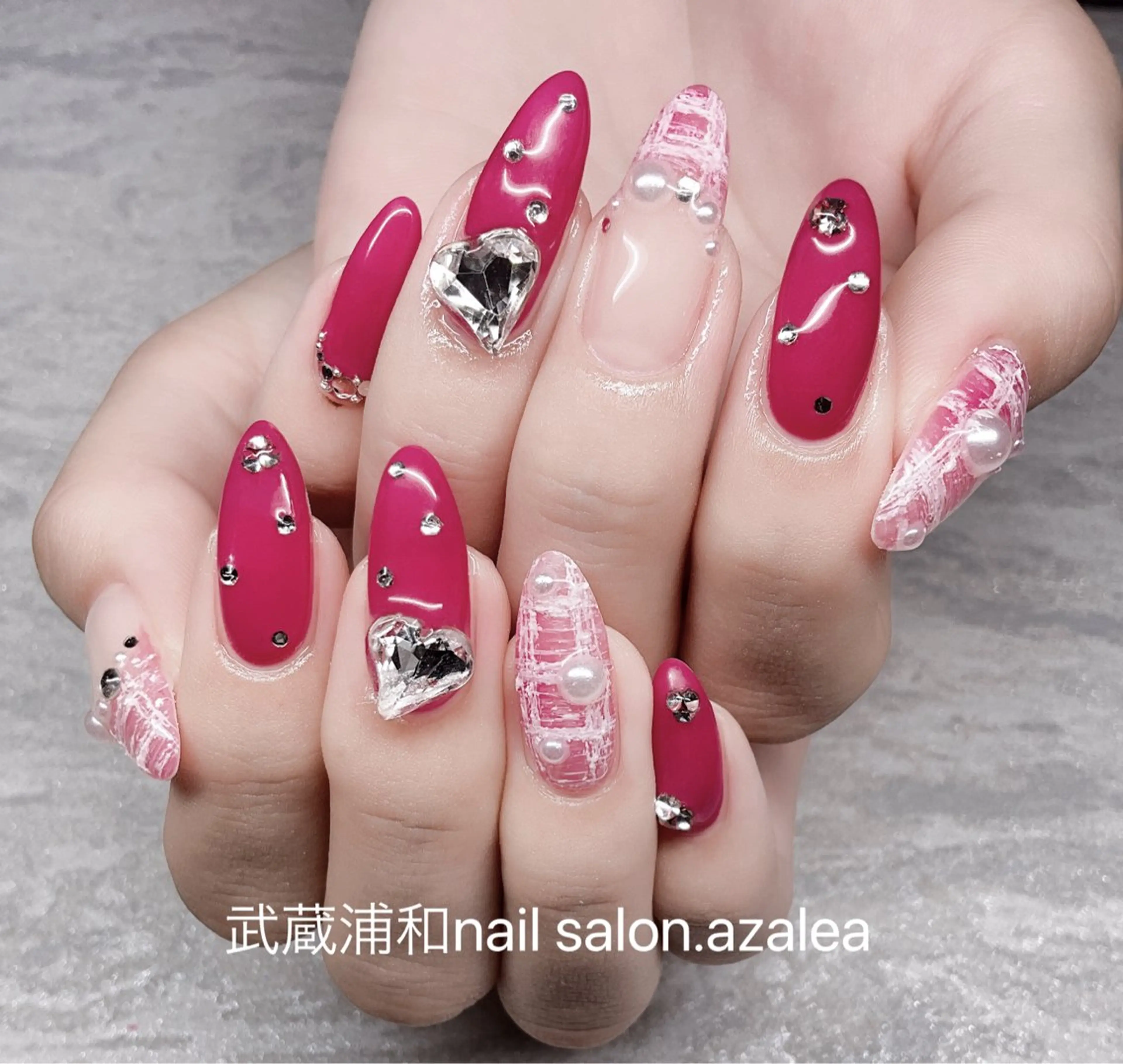 ネイル ハンドネイル R inのネイルデザイン