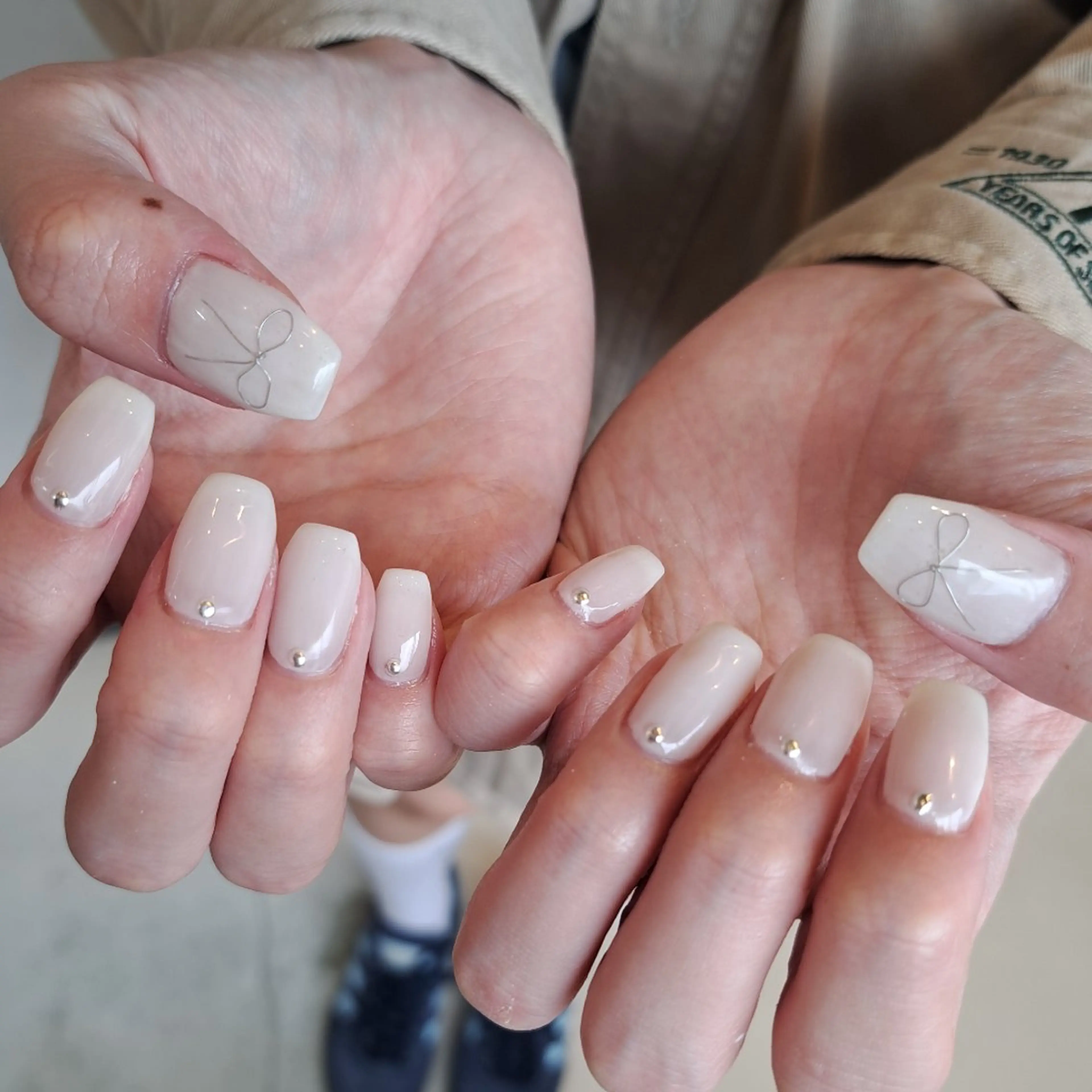 ネイル アートネイル ジェルネイル 韓国ネイル 持ち込み リボン ハンドネイル Nail mood デザイン持ち込みokのネイルデザイン