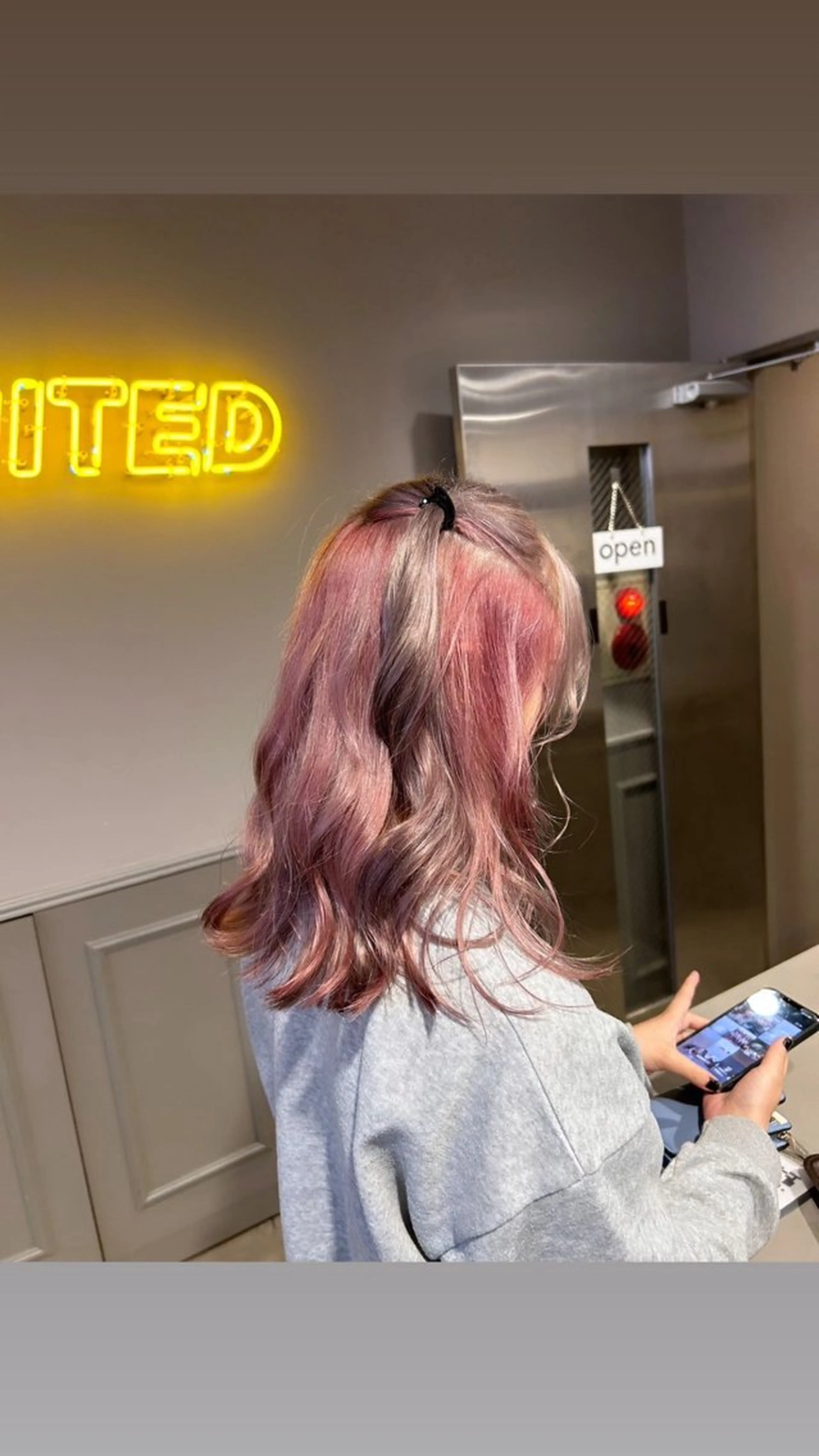 セミロング カラー ヘアアレンジ デザインカラー カット ヘアカラー トリートメント ヘッドスパ ヘアセット 💎韓国/ レイヤー カット/ 暖色🫧のヘアスタイル