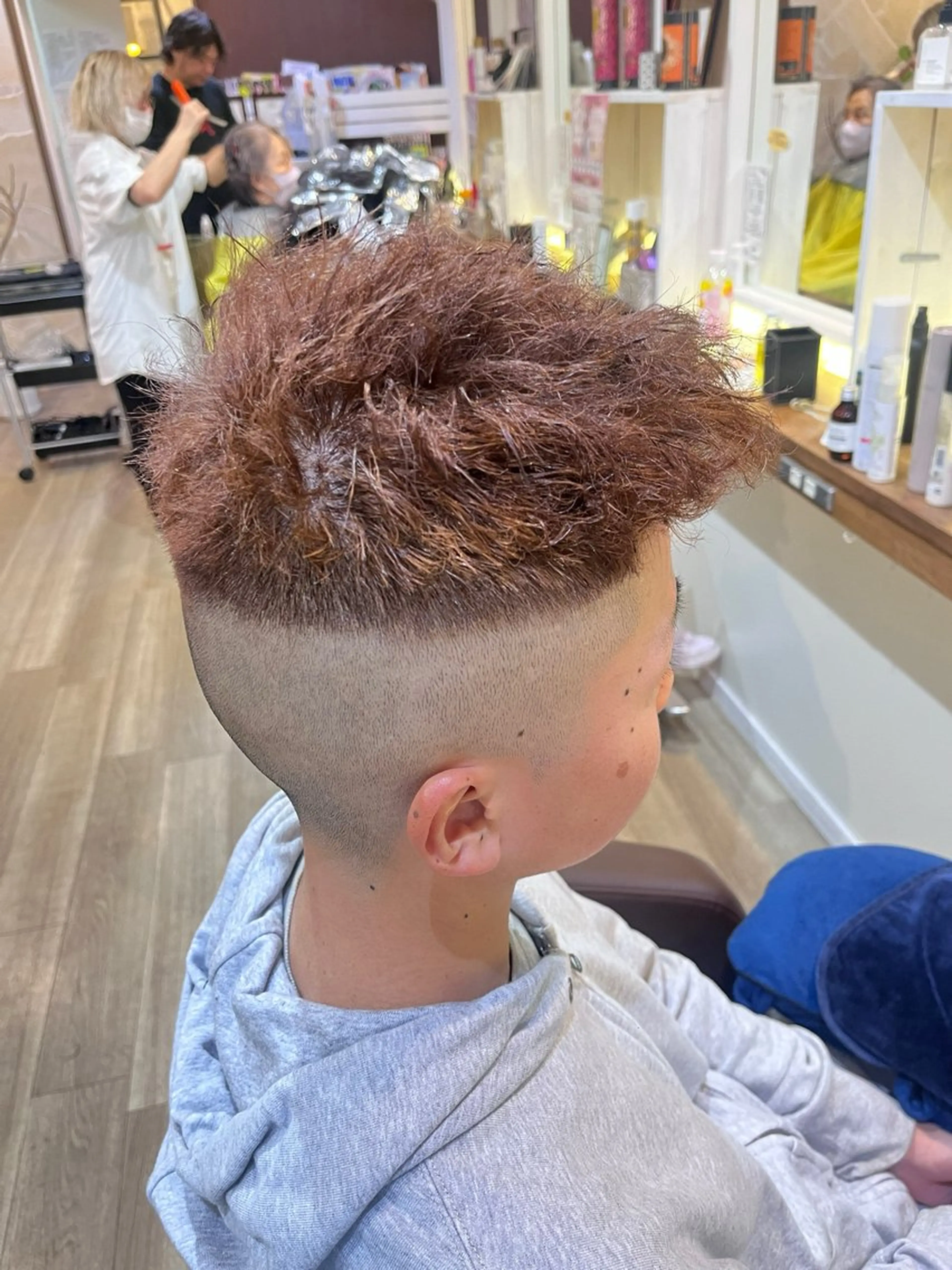 メンズ パーマ 武原 虹音のヘアスタイル