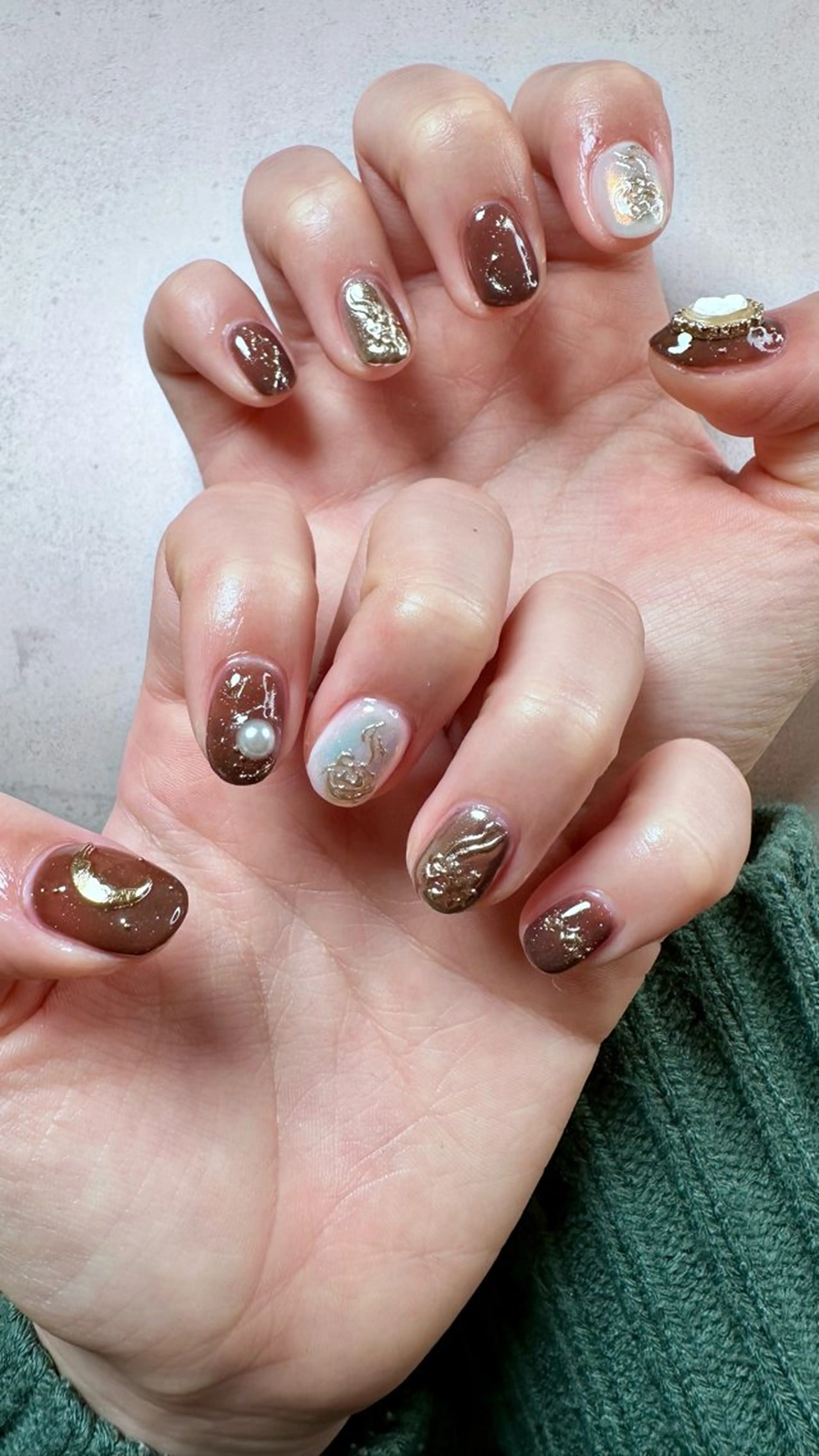 ネイル ニュアンスネイル ハンドネイル ハンドケア Atelier Ariのネイルデザイン