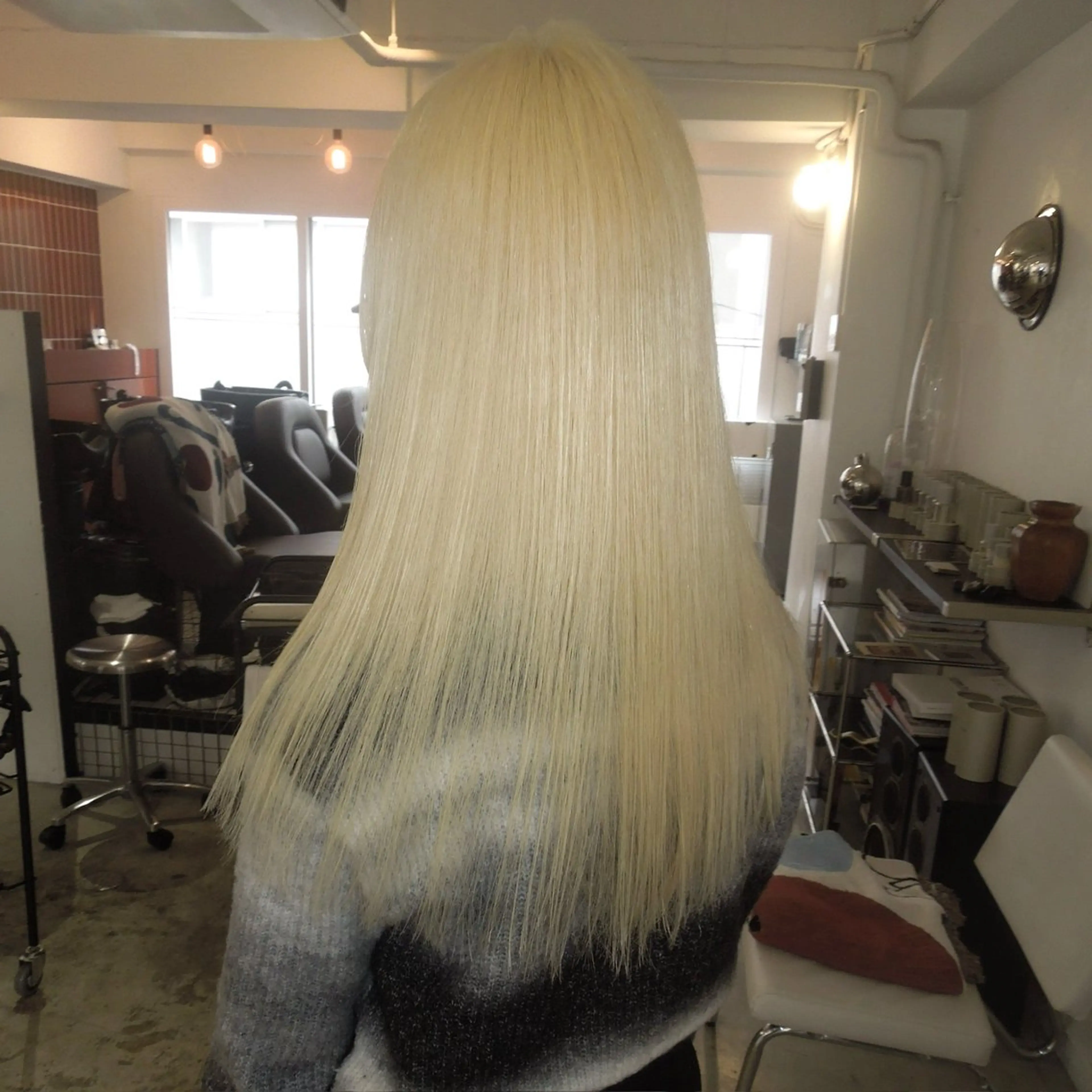 ロング カラー ブリーチ ケアブリーチ ヘアカラー トリートメント タマキ/似合わせ カット/Wカラーのヘアスタイル