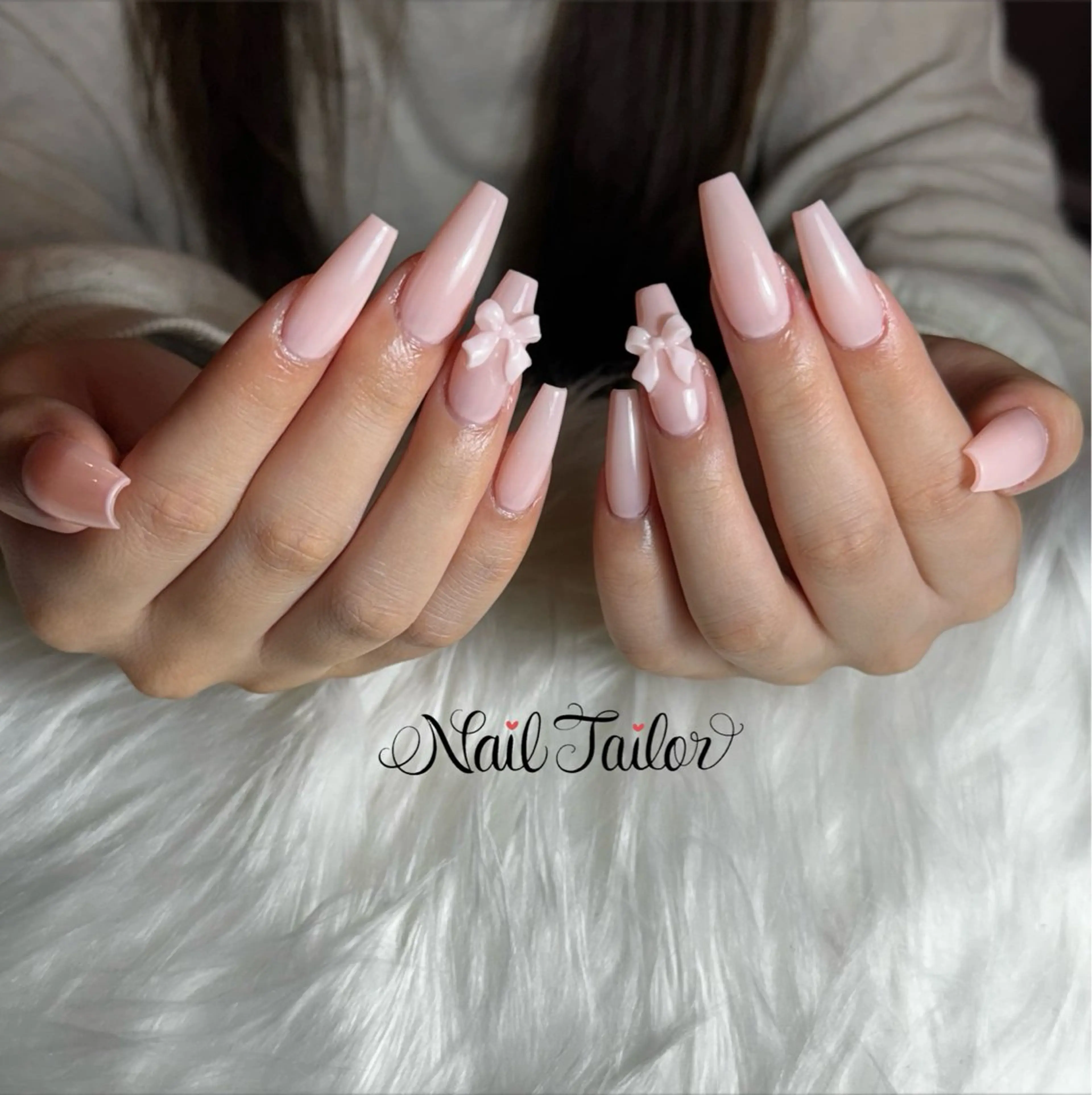 ネイル 長さ出し ガーリー ロングネイル ワンカラーネイル ピンク ハンドネイル NailTailor ネイルテイラーのネイルデザイン