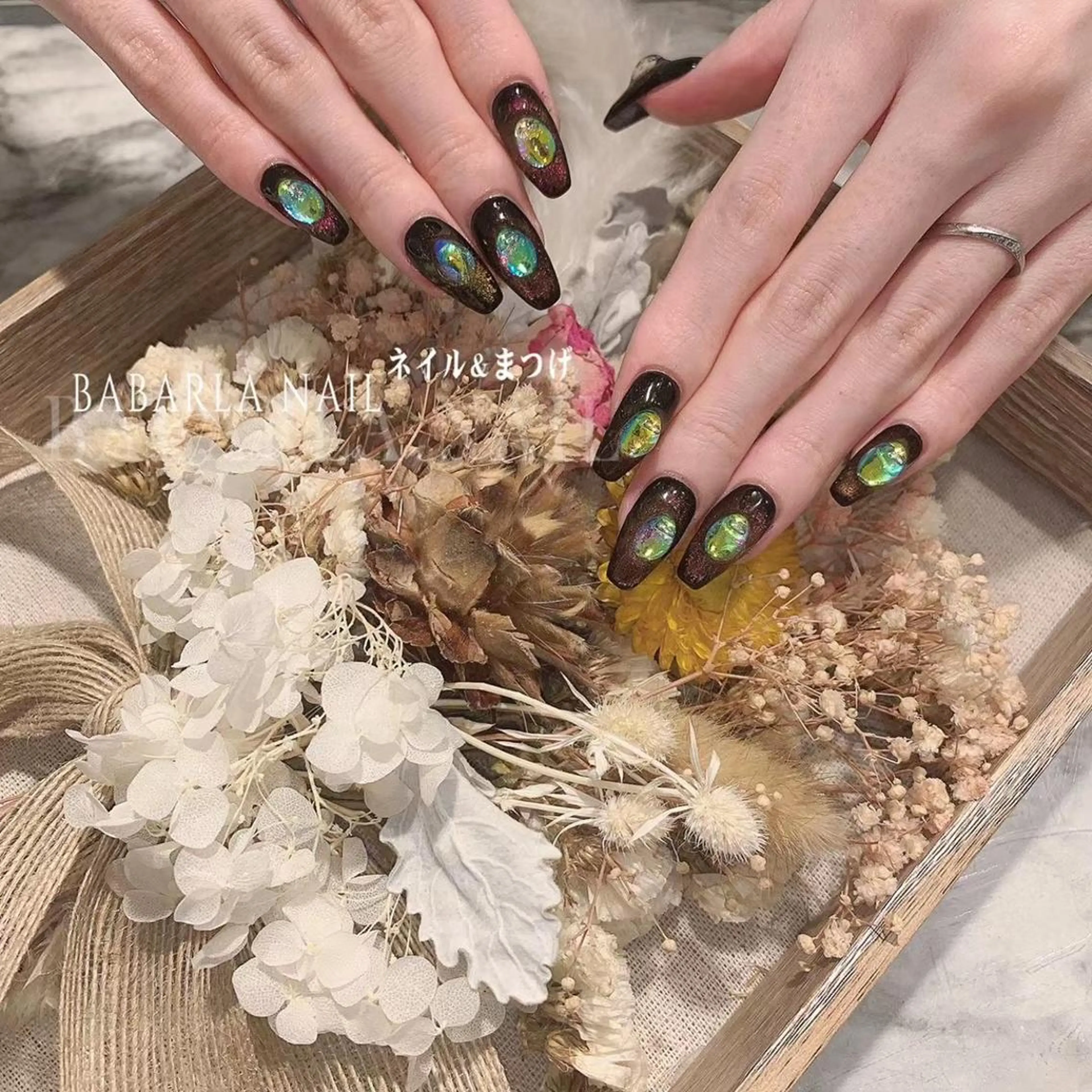 ネイル ジェルネイル Babarla Nailのネイルデザイン