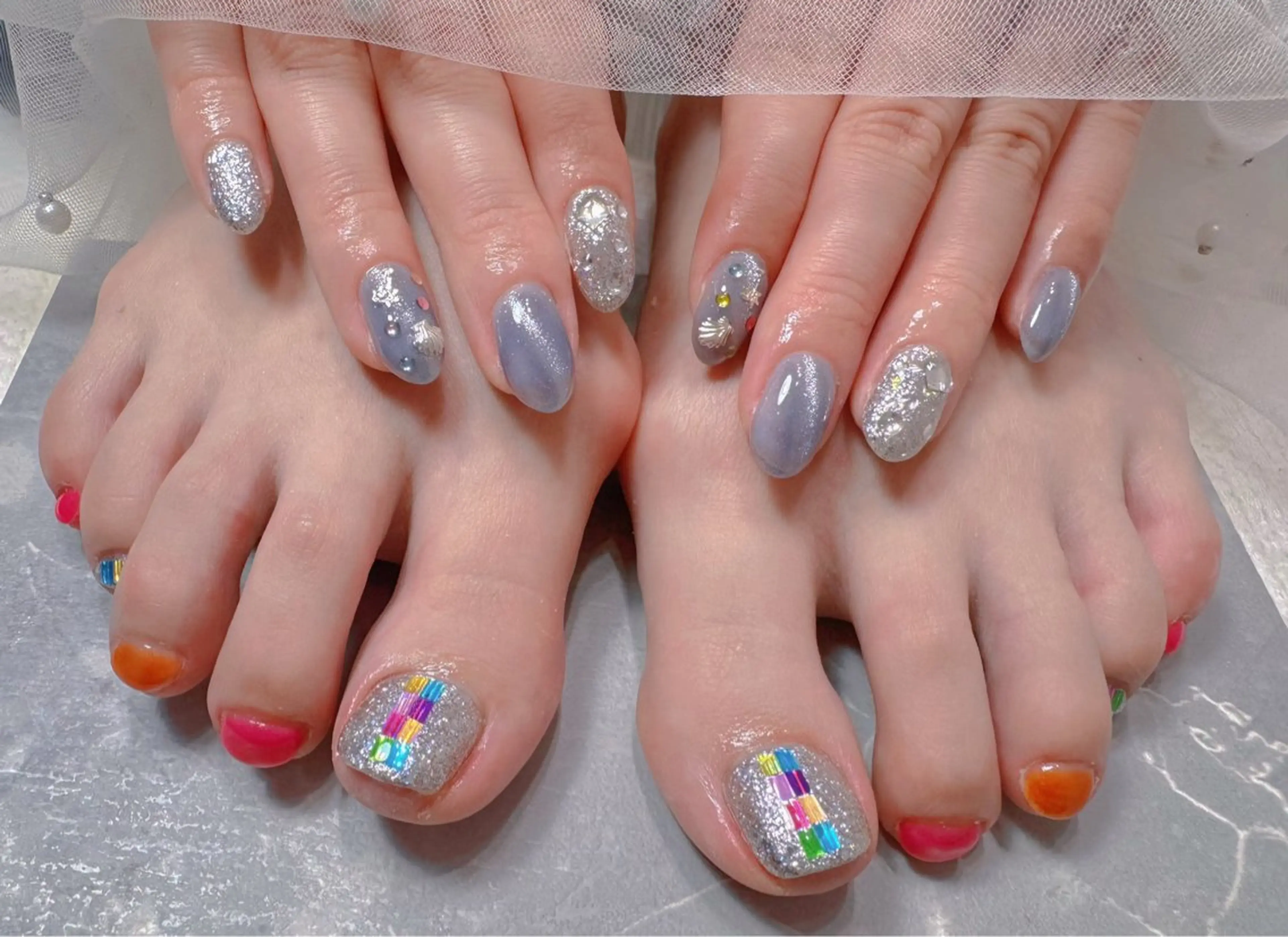 ネイル マジック ミラーのネイルデザイン