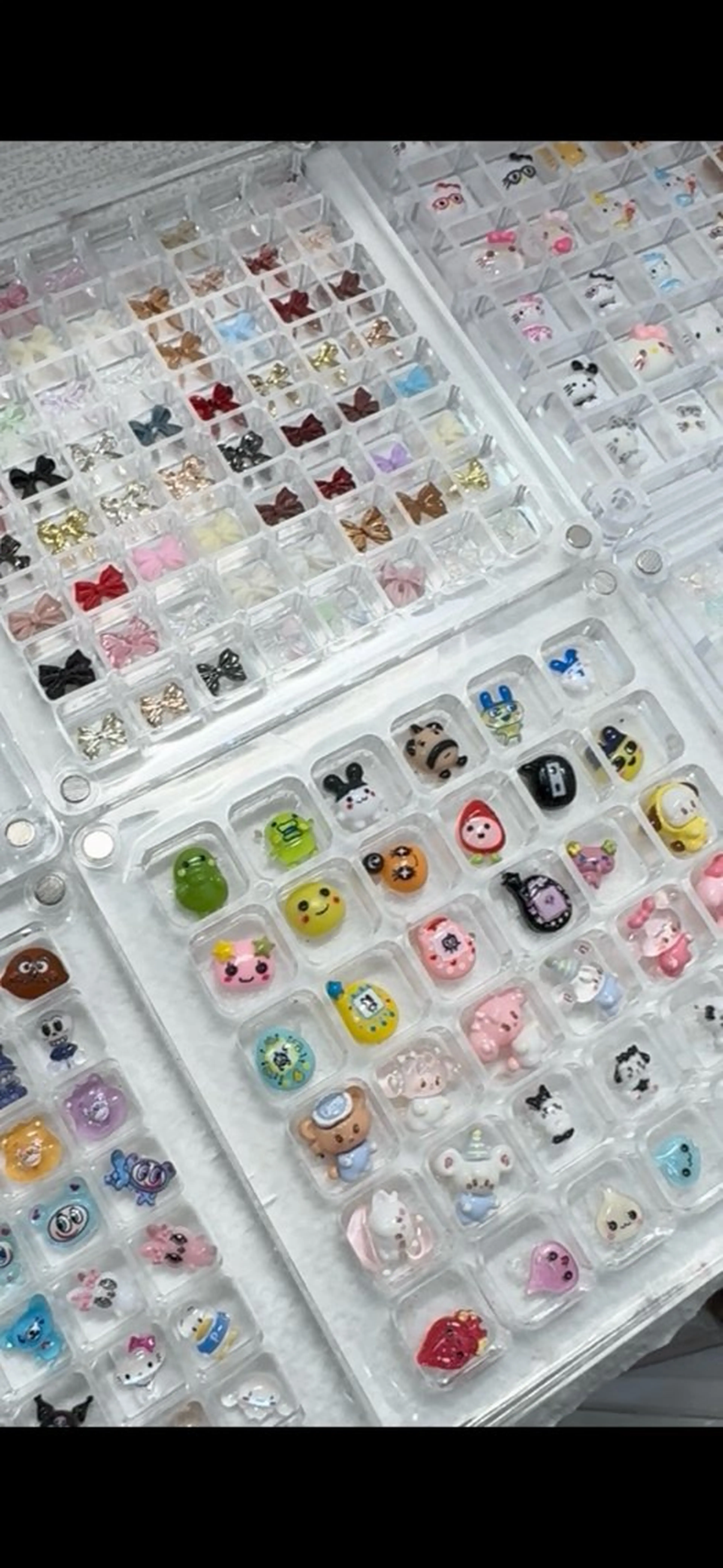 ネイル リボン 中家 亜紗子のネイルデザイン