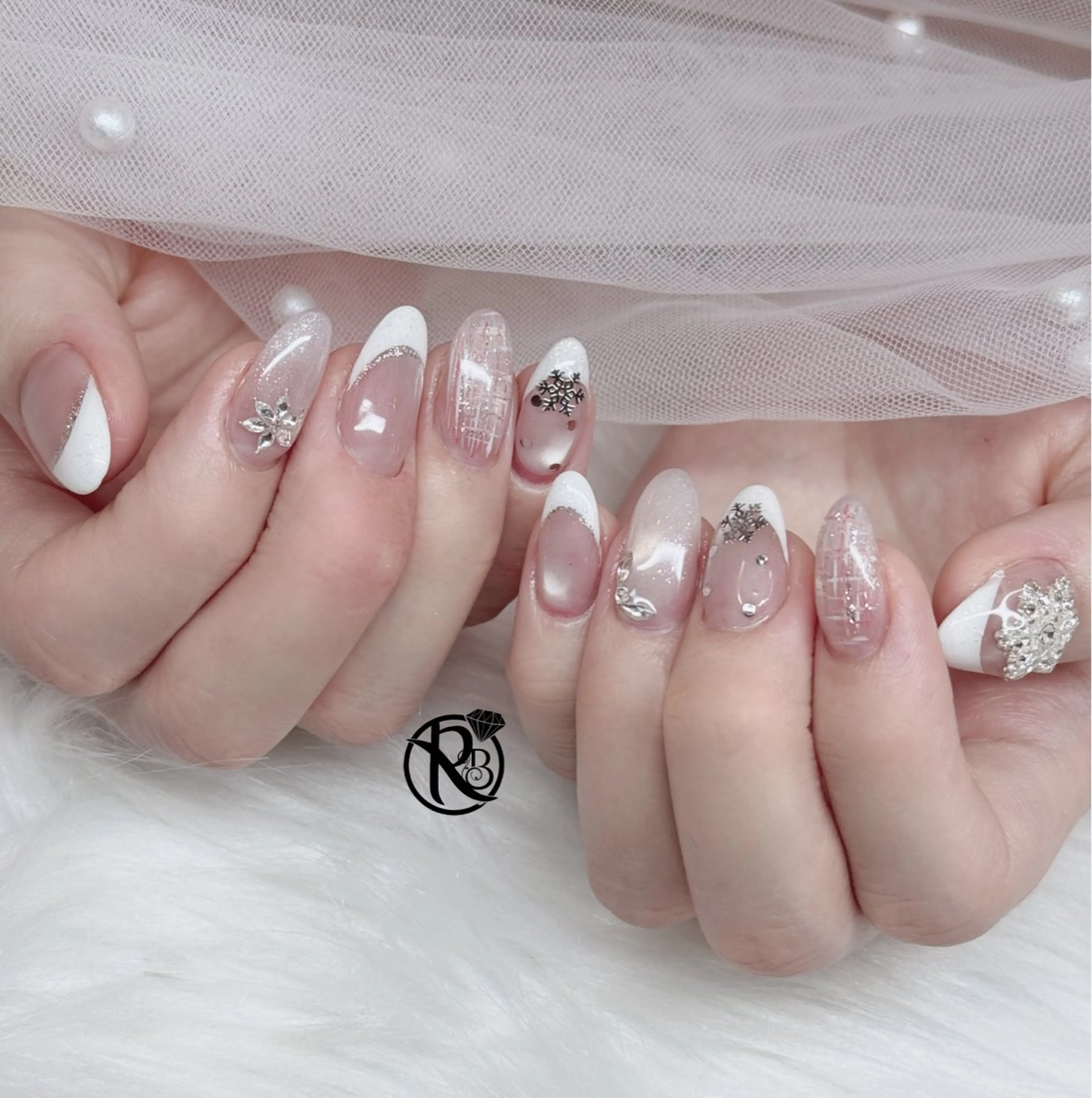 ネイル ボルドー ブラウン チークネイル ドット フットネイル ハンドネイル RUBY Nail 日暮里店のネイルデザイン