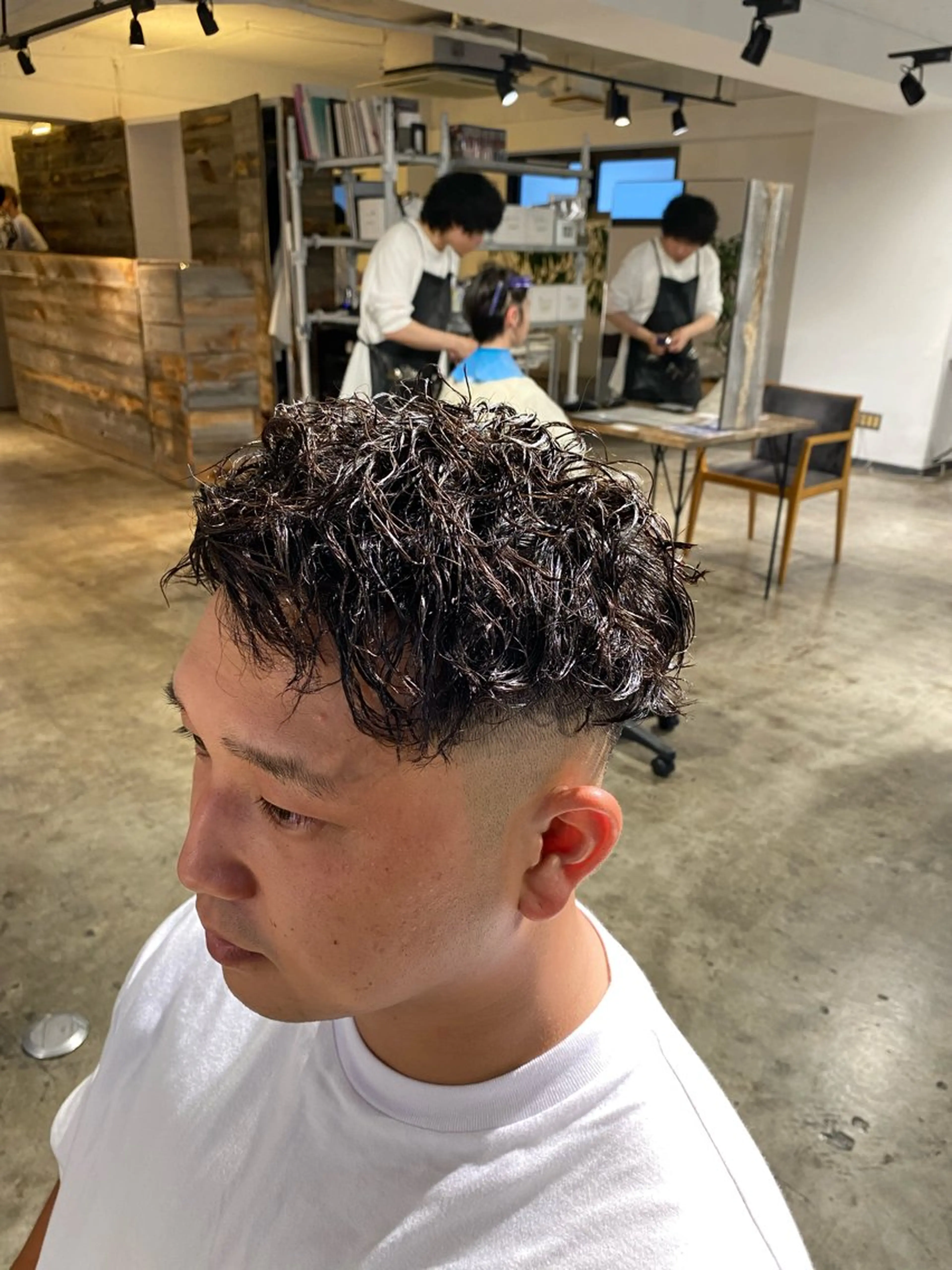 パーマ メンズ センターパート マッシュ メンズパーマ ツイストスパイラルパーマ スパイラルパーマ メンズパーマ 特化/中川拓也のヘアスタイル