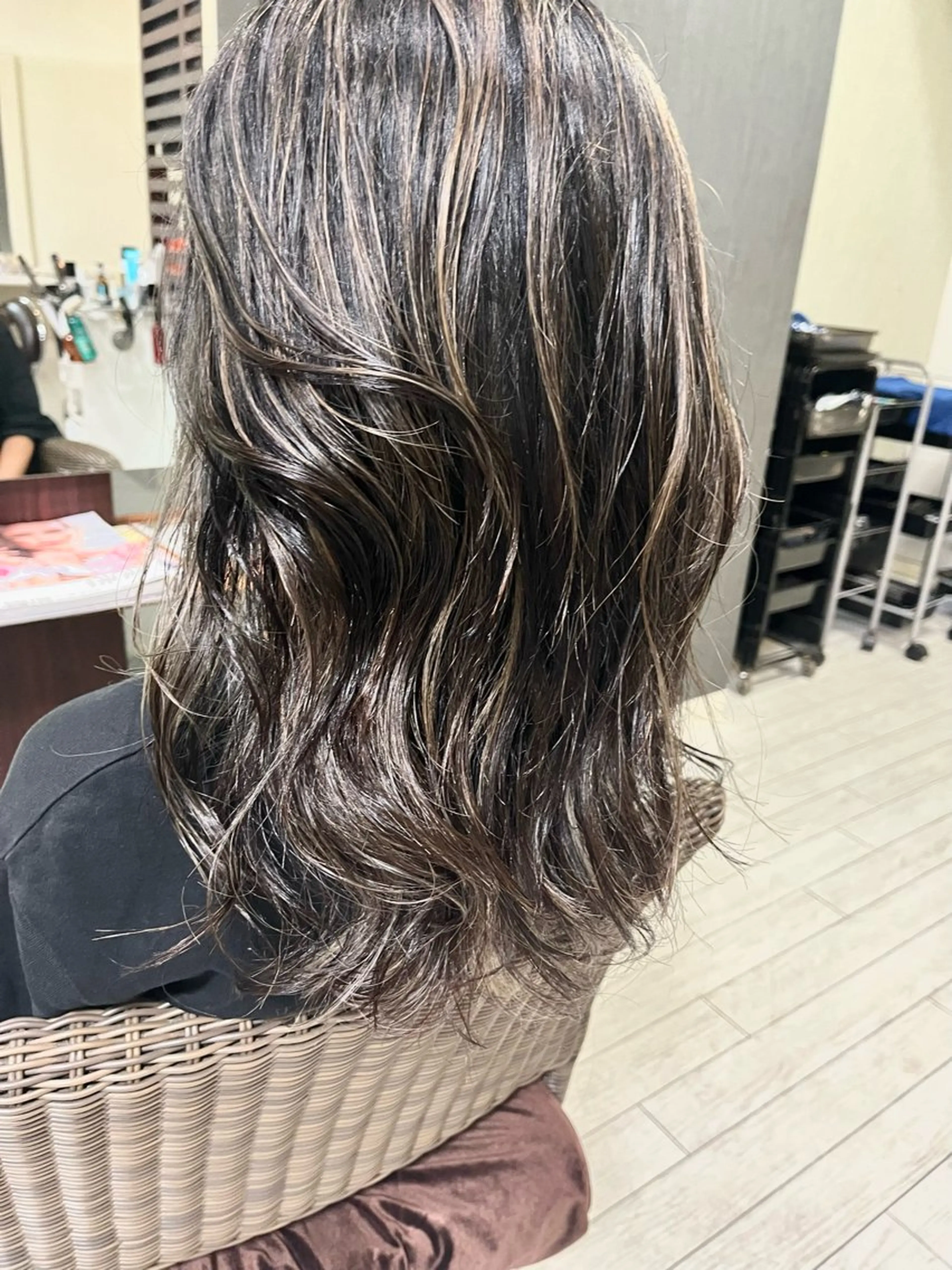 ロング カラー ハイライトカラー ハイライト カット ヘアカラー ママ美容師 ＊ヒマワリのヘアスタイル