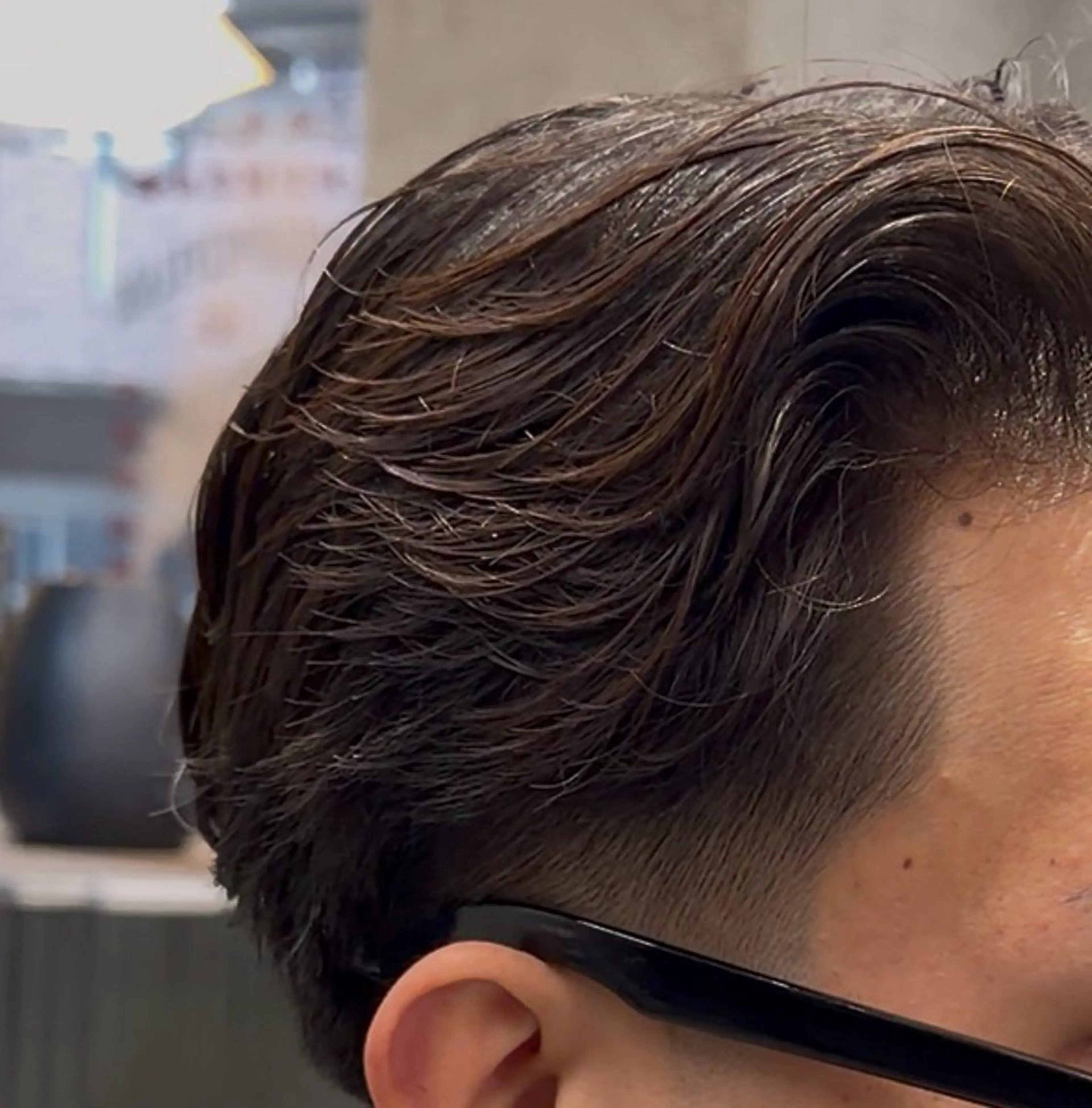 ショート パーマ メンズ カット パーマ 佐藤 吏空のヘアスタイル