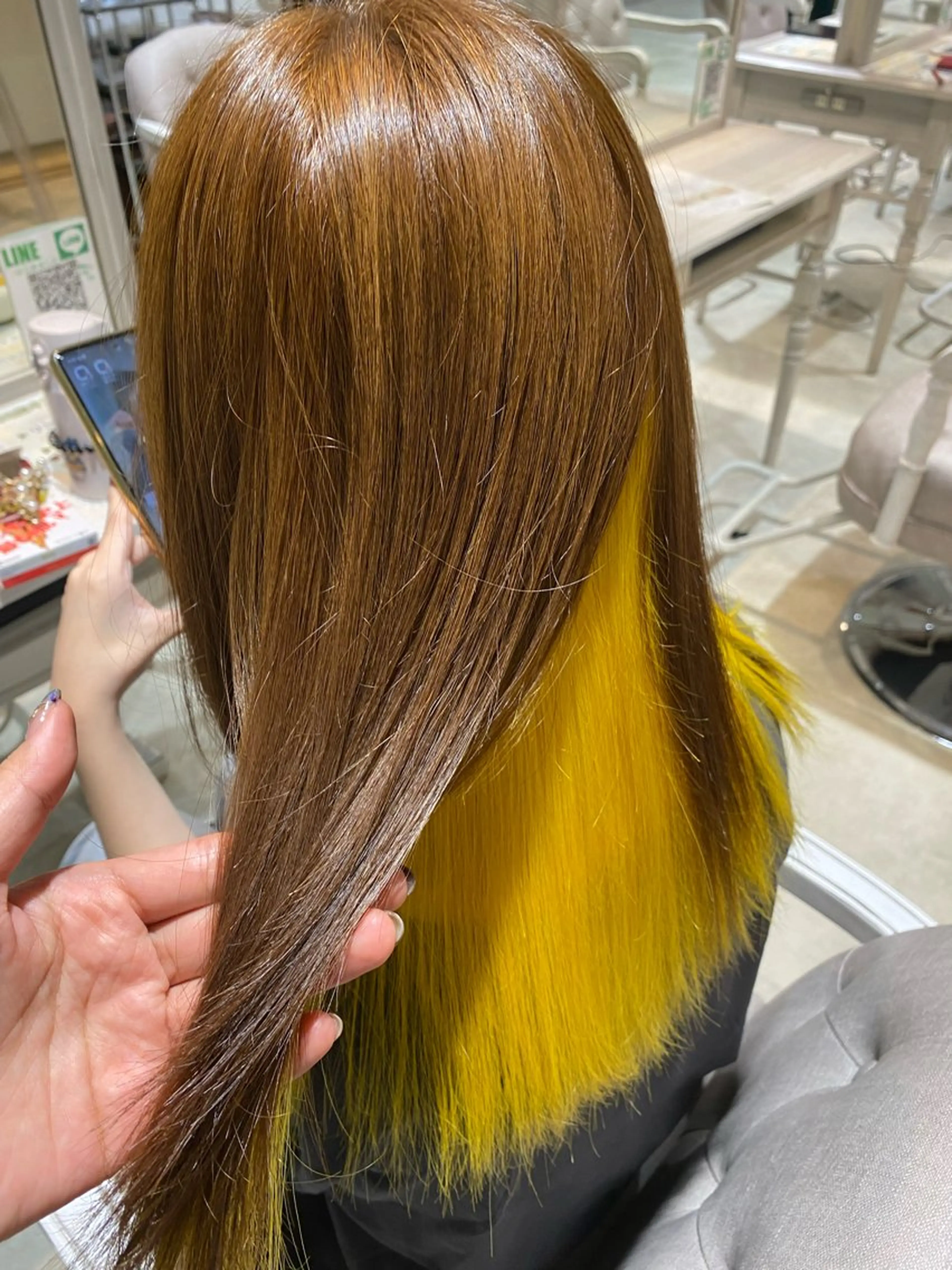 ロング カラー 芝田 望優のヘアスタイル